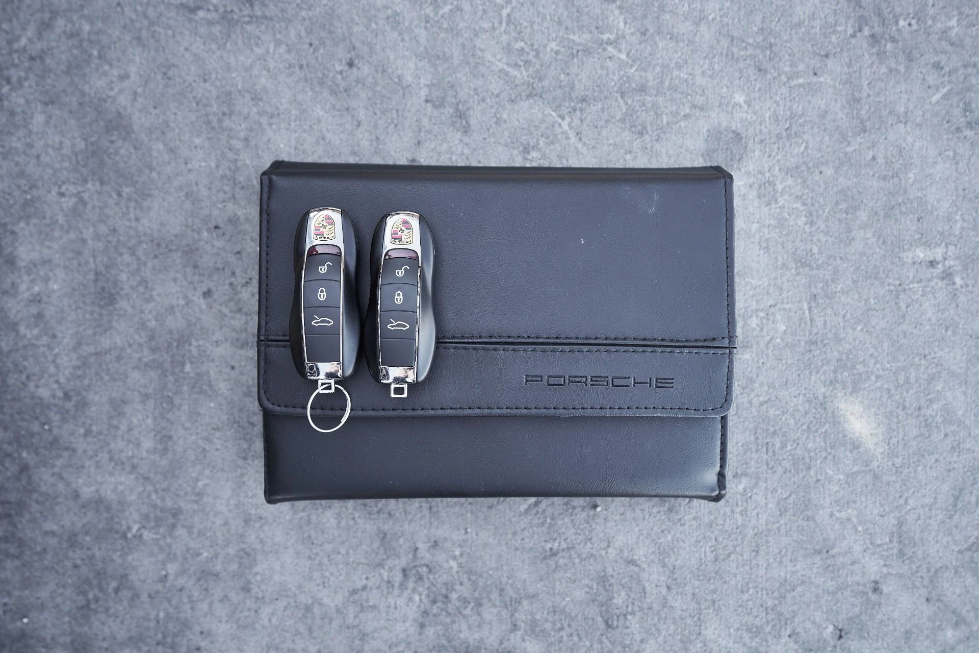 mph072_1036438856_Used_2015_Porsche_911_Turbo_S_1759451659_7702af3af7