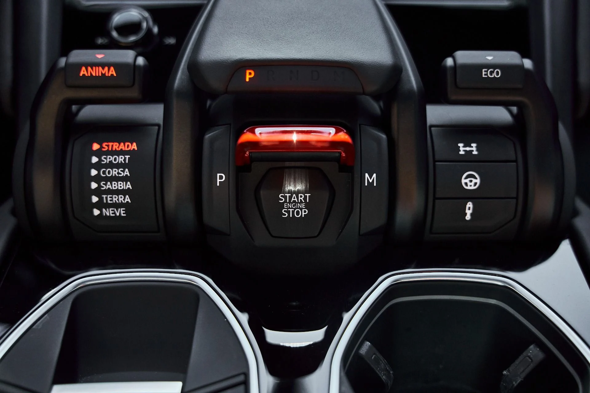 mph072_1049183231_Used_2023_Lamborghini_Urus_S_1780536061_8f14d581b5