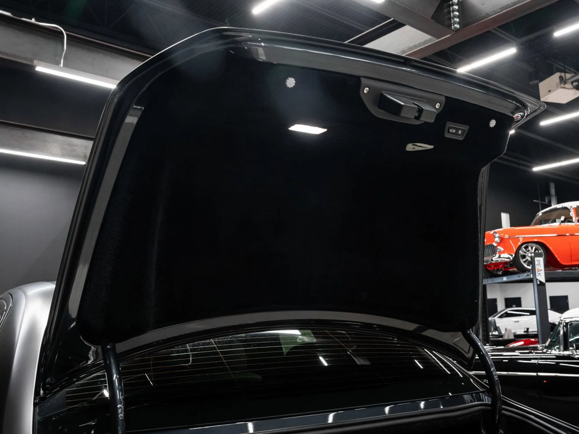 mph072_1070674446_rolls_royce_ghost_2012_f60ea94fa8