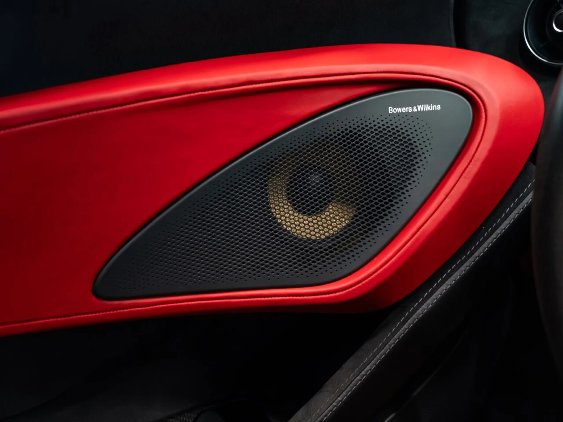 mph072_107338837_mclaren_570s_2017_68be05da47
