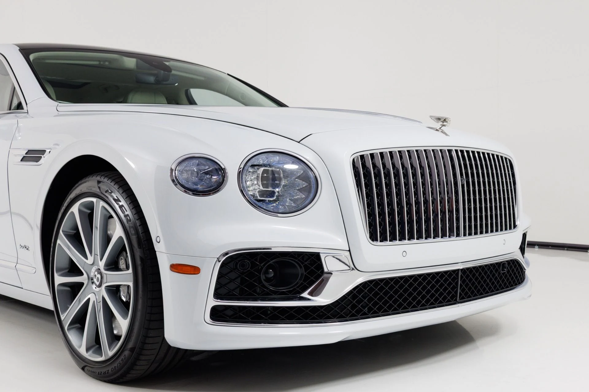 mph072_1119015982_Used_2020_Bentley_Flying_Spur_W12_1776899570_2298ba0bae