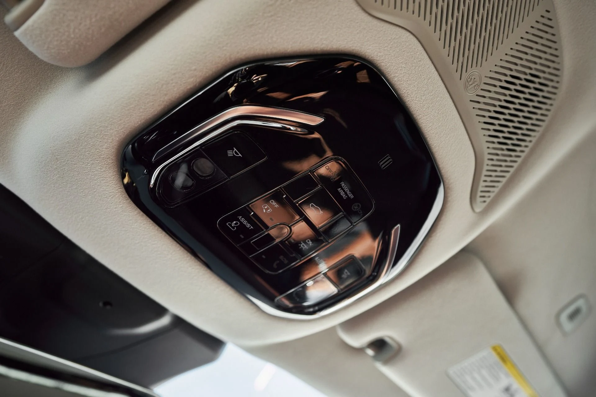 mph072_1122921197_Used_2024_Maserati_Gran_Turismo_Modena_1764124171_b51d3f32a8