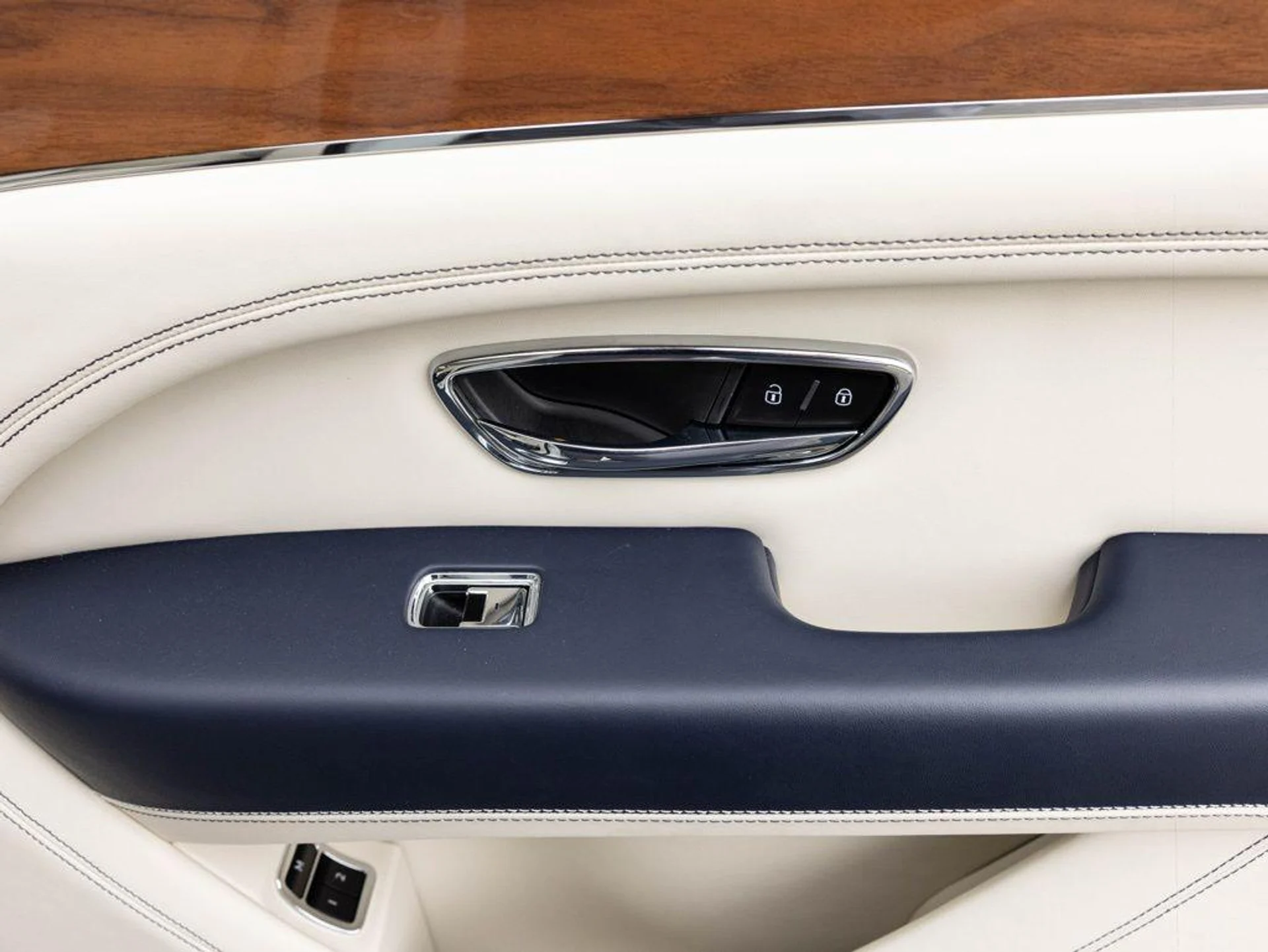 mph072_1133904388_505919897_69c7d837966ffa5d8dbef1eb_457741d92e