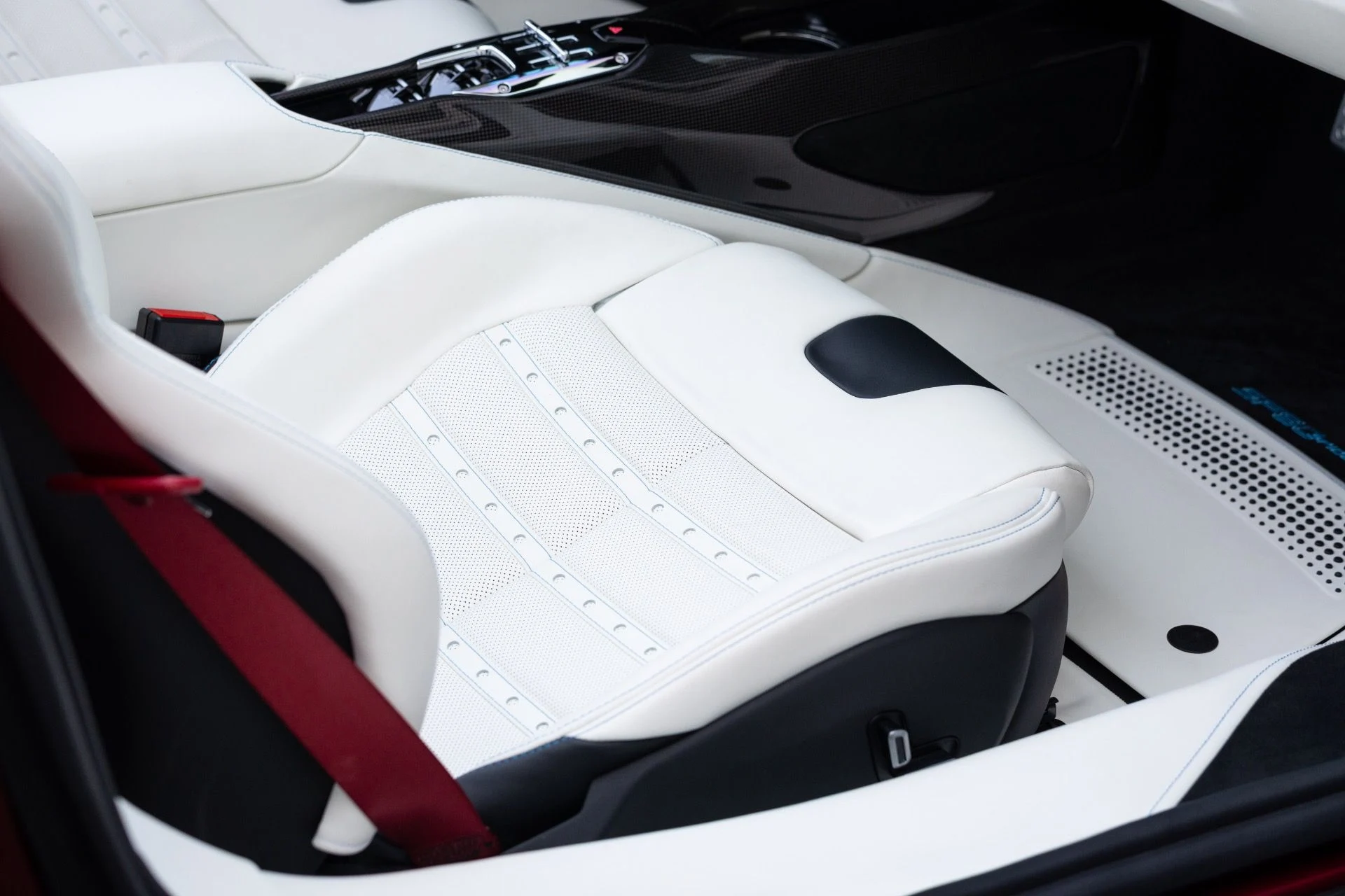 mph072_114391541_Used_2024_Ferrari_SF_90_Spider_1774456739_4a24261c16