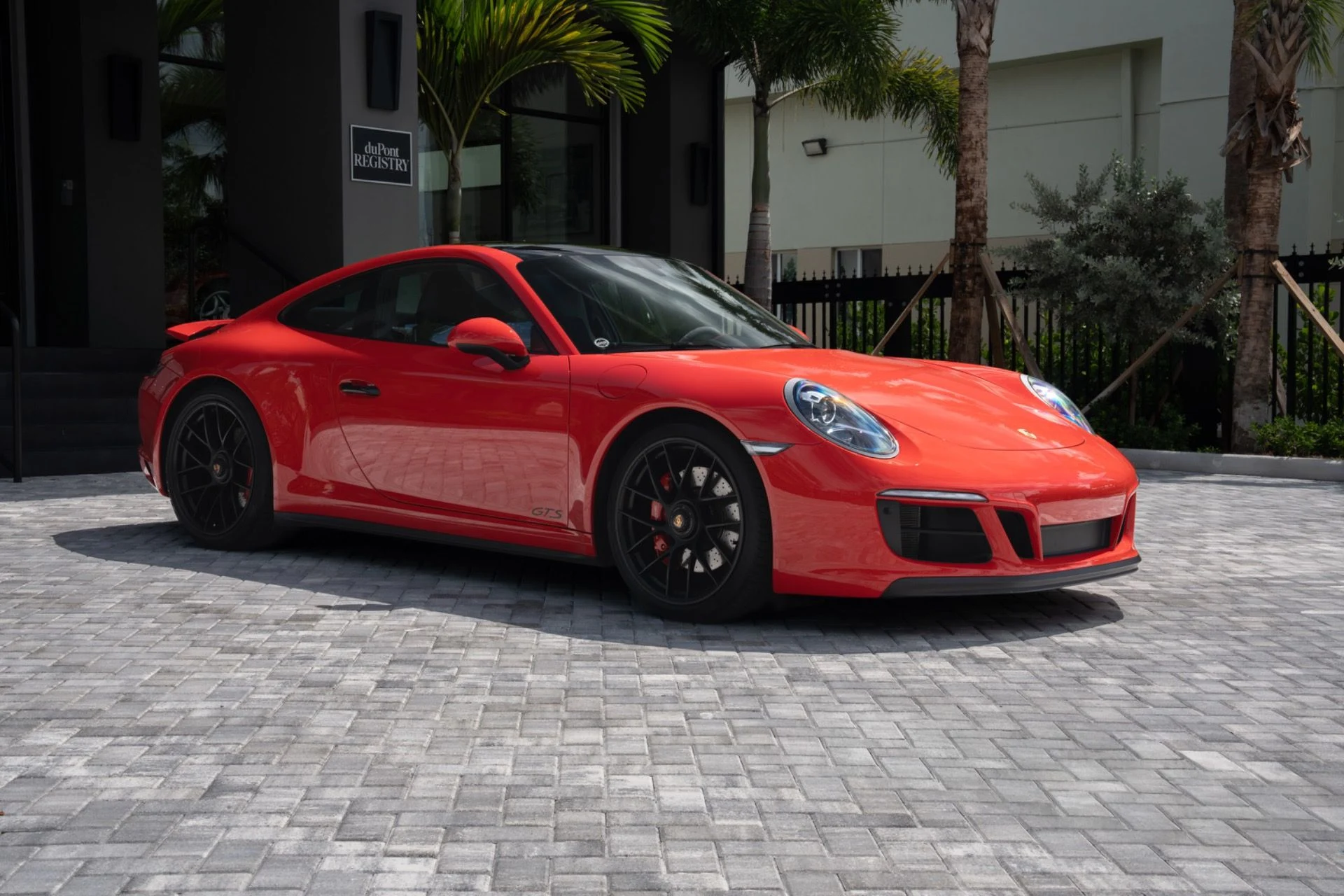 mph072_1171712339_Used_2019_Porsche_911_Carrera_4_GTS_1780346726_5dfa678302