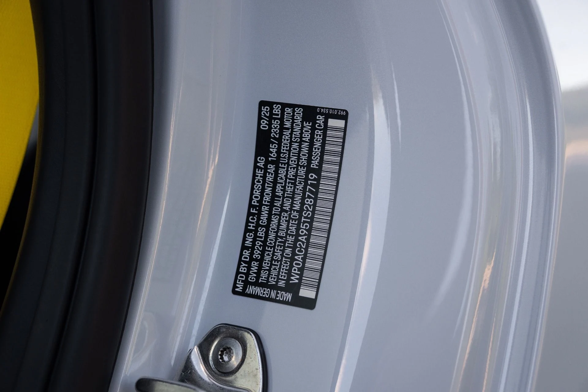 mph072_1231704502_Used_2026_Porsche_911_GT_3_1767740185_9576eda696