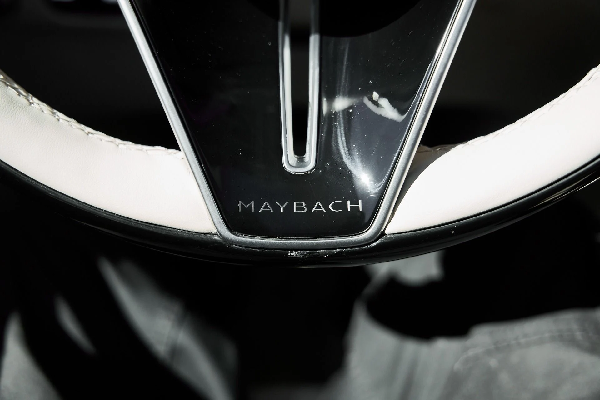 mph072_1241751785_Used_2025_Mercedes_Benz_EQS_Maybach_EQS_680_1773365940_d9ac4e3c39