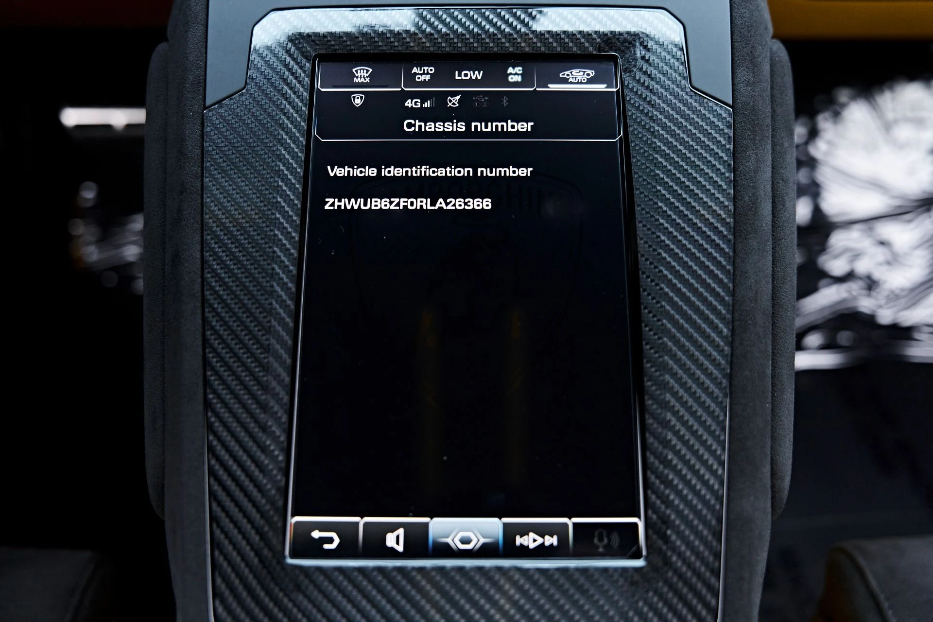 mph072_1268009059_Used_2024_Lamborghini_Huracan_Tecnica_Base_1788455498_e7a5380fe7