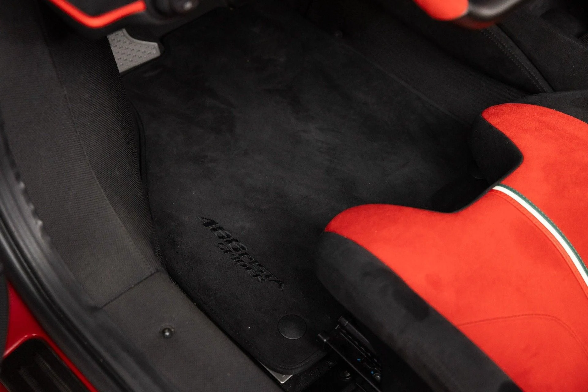mph072_1289854439_Used_2020_Ferrari_488_Pista_Spider_1786793413_b8020a2b5c