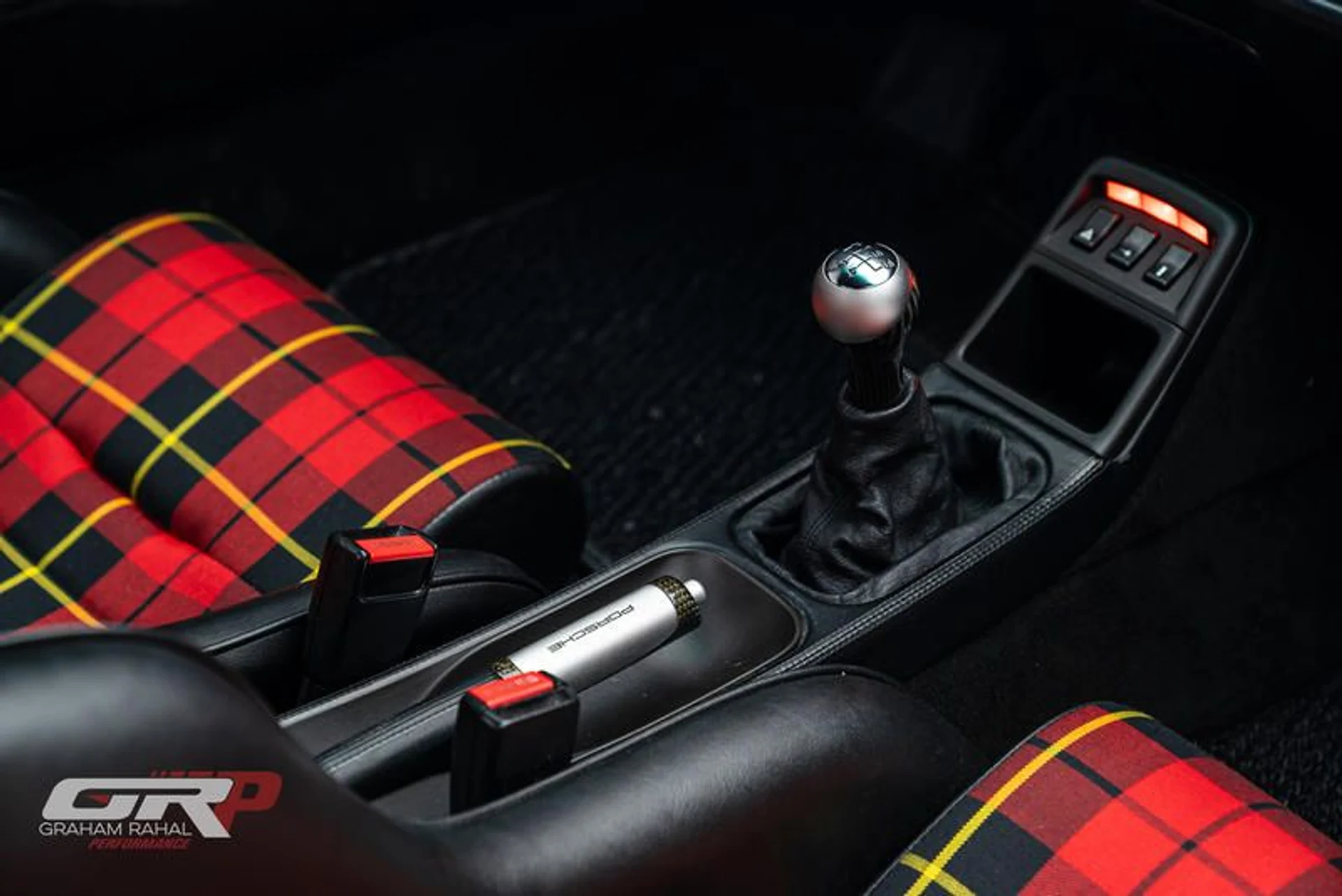 mph072_1293792222_313_E4_E47_FCFA_4_C6_C_80_ED_296_B6_A249_E53_793285ba74