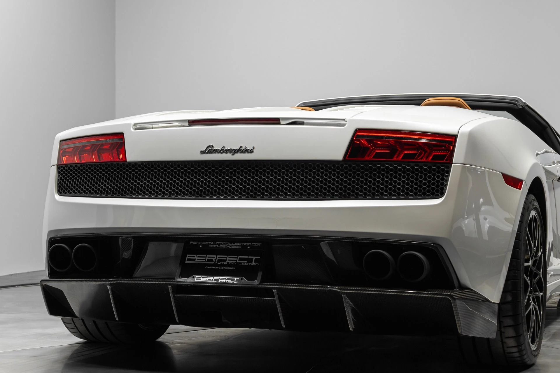mph072_1509998301_Used_2010_Lamborghini_Gallardo_LP_560_4_Spyder_1766547982_3636f5add7
