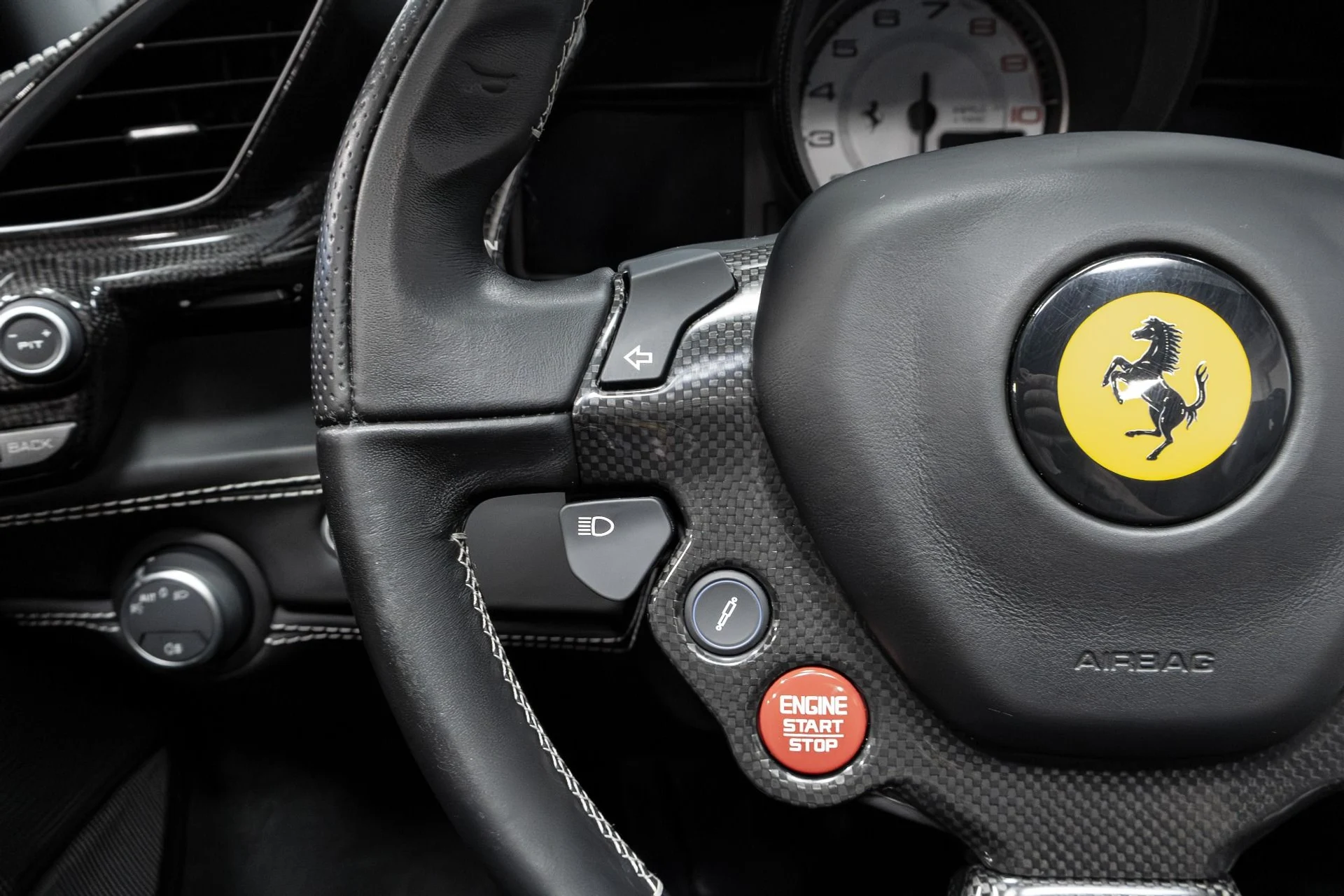 mph072_1619010418_Used_2016_Ferrari_488_Spider_1773694587_aa1518afcf