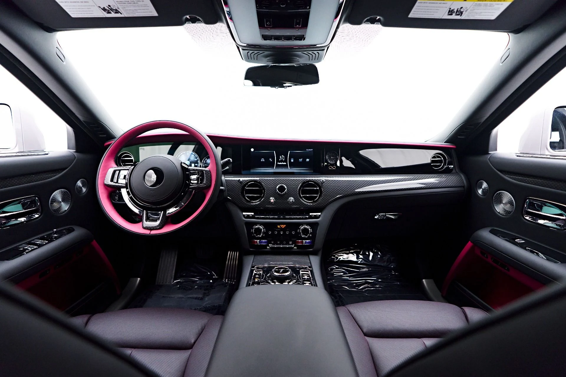 mph072_1665287300_Used_2024_Rolls_Royce_Ghost_Base_1750545567_a2317deae8