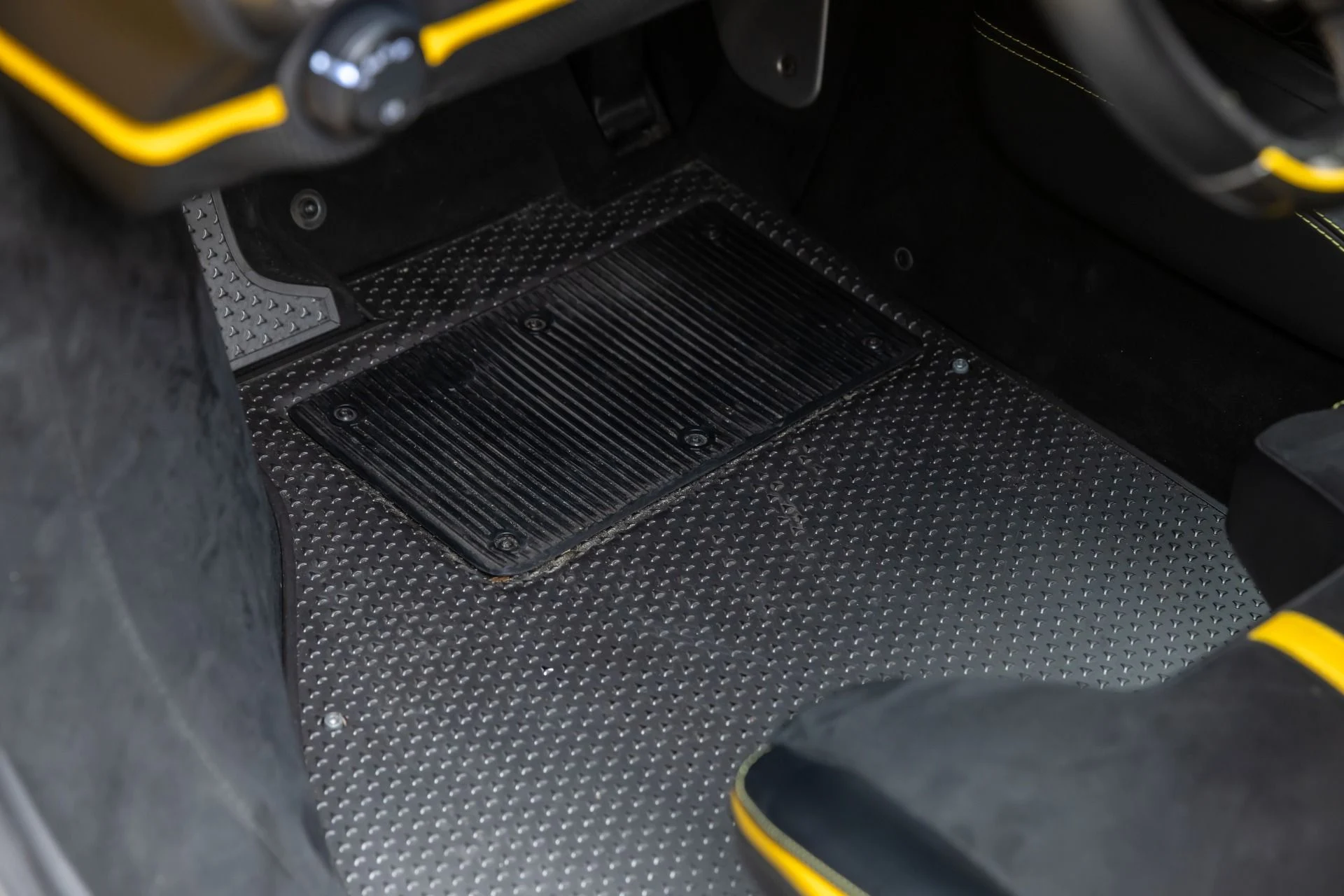 mph072_1683397351_13163_p73_l_3ff9437008