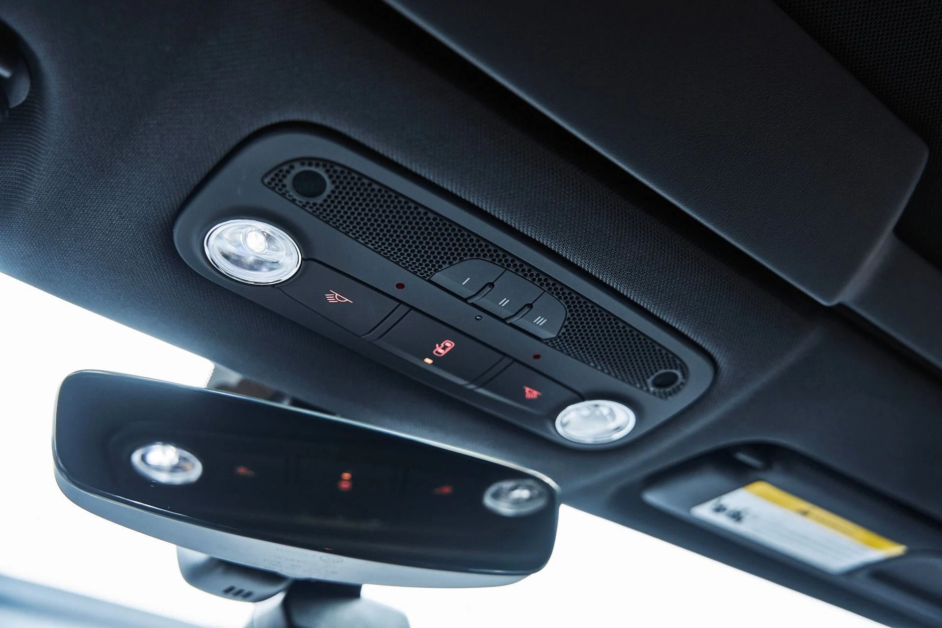 mph072_176960723_Used_2023_Lamborghini_Huracan_EVO_Base_1775006757_273946561b