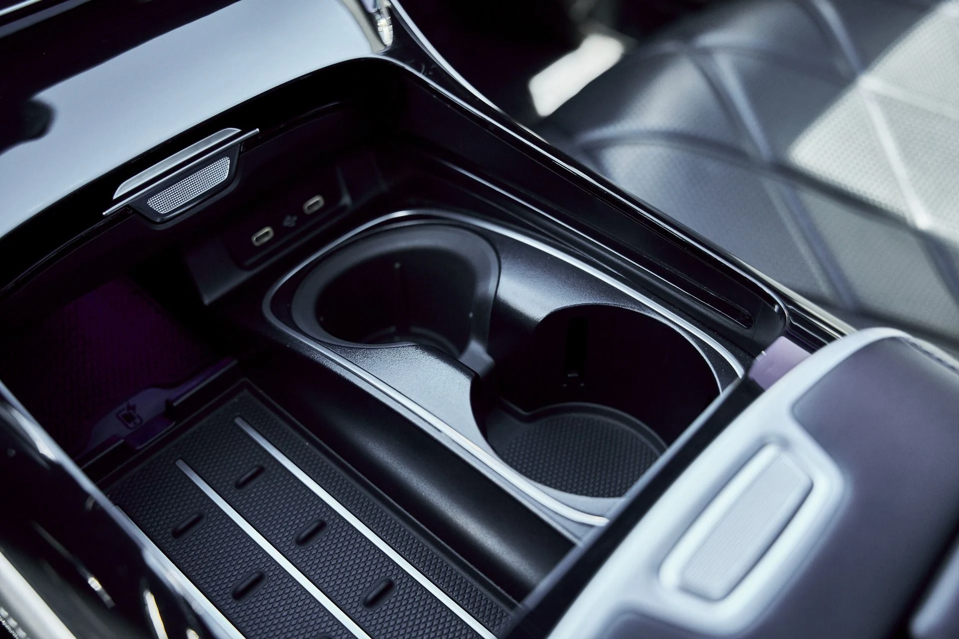 mph072_1776906657_Used_2021_Mercedes_Benz_S_Class_Maybach_S_580_1773278789_ab39854b90