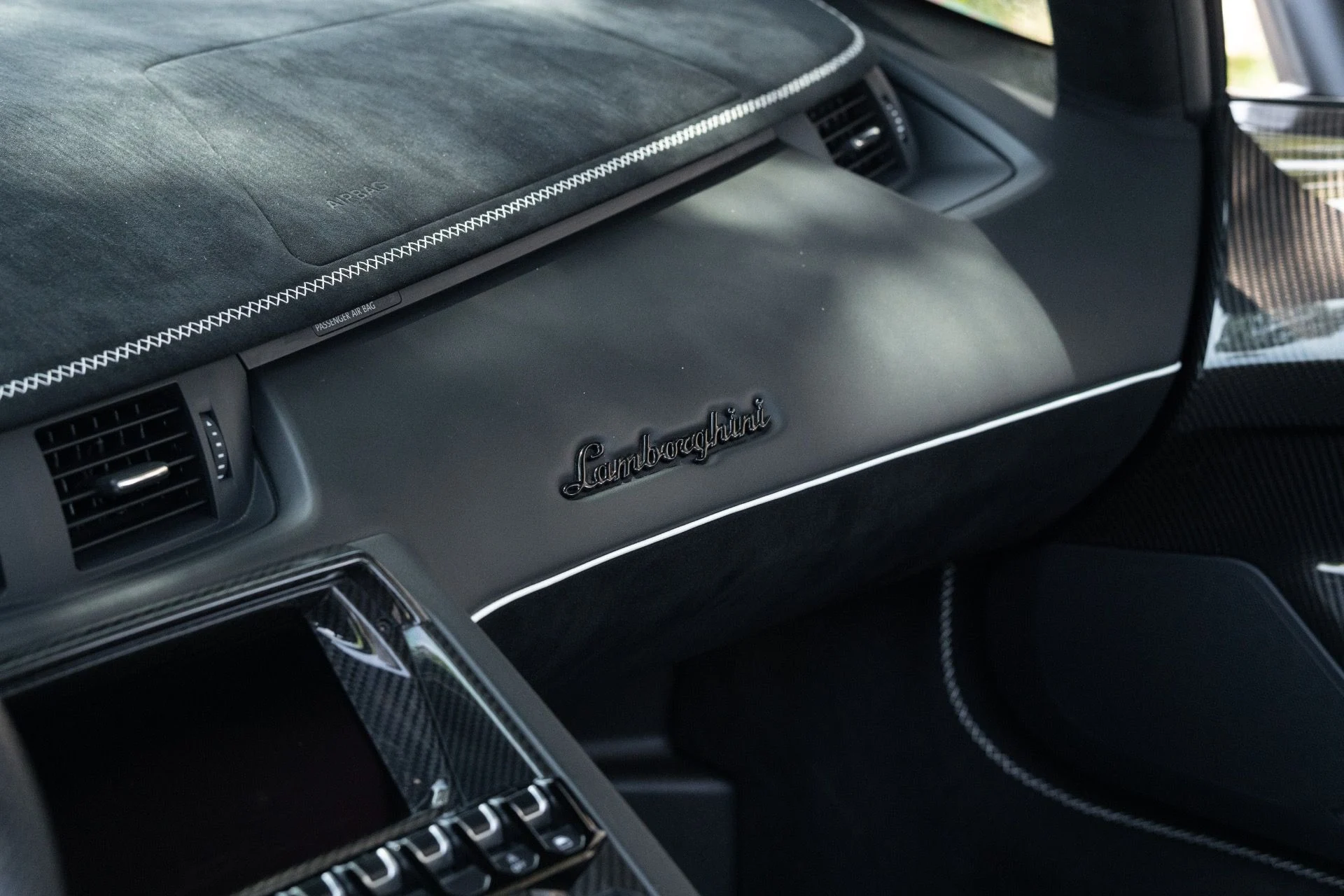 mph072_1789770565_Used_2020_Lamborghini_Aventador_LP_770_4_SVJ_Roadster_1781235752_7fffe68661