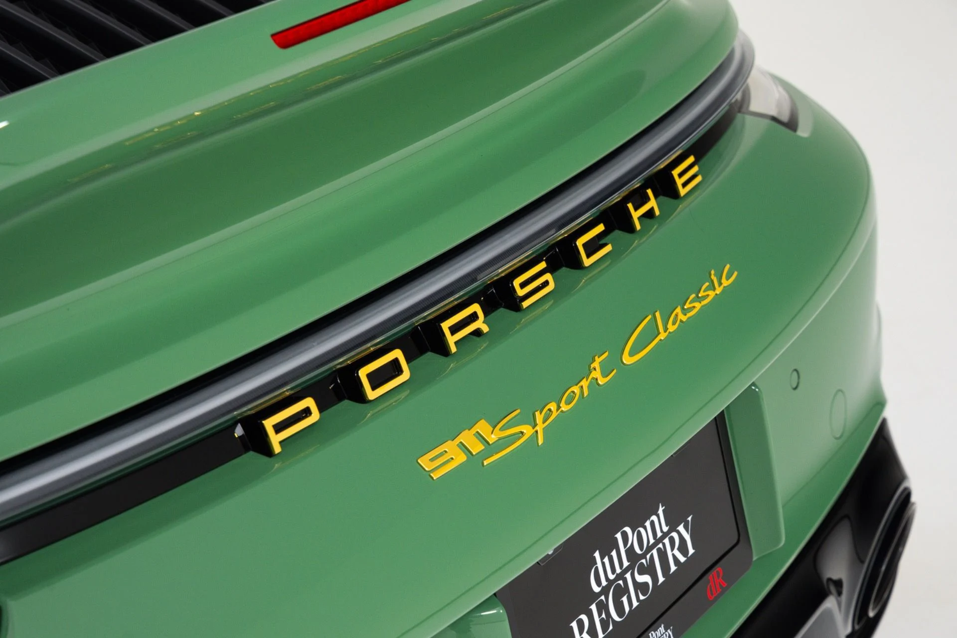 mph072_1798684683_Used_2023_Porsche_911_Sport_Classic_1791214068_ea6ecff84e