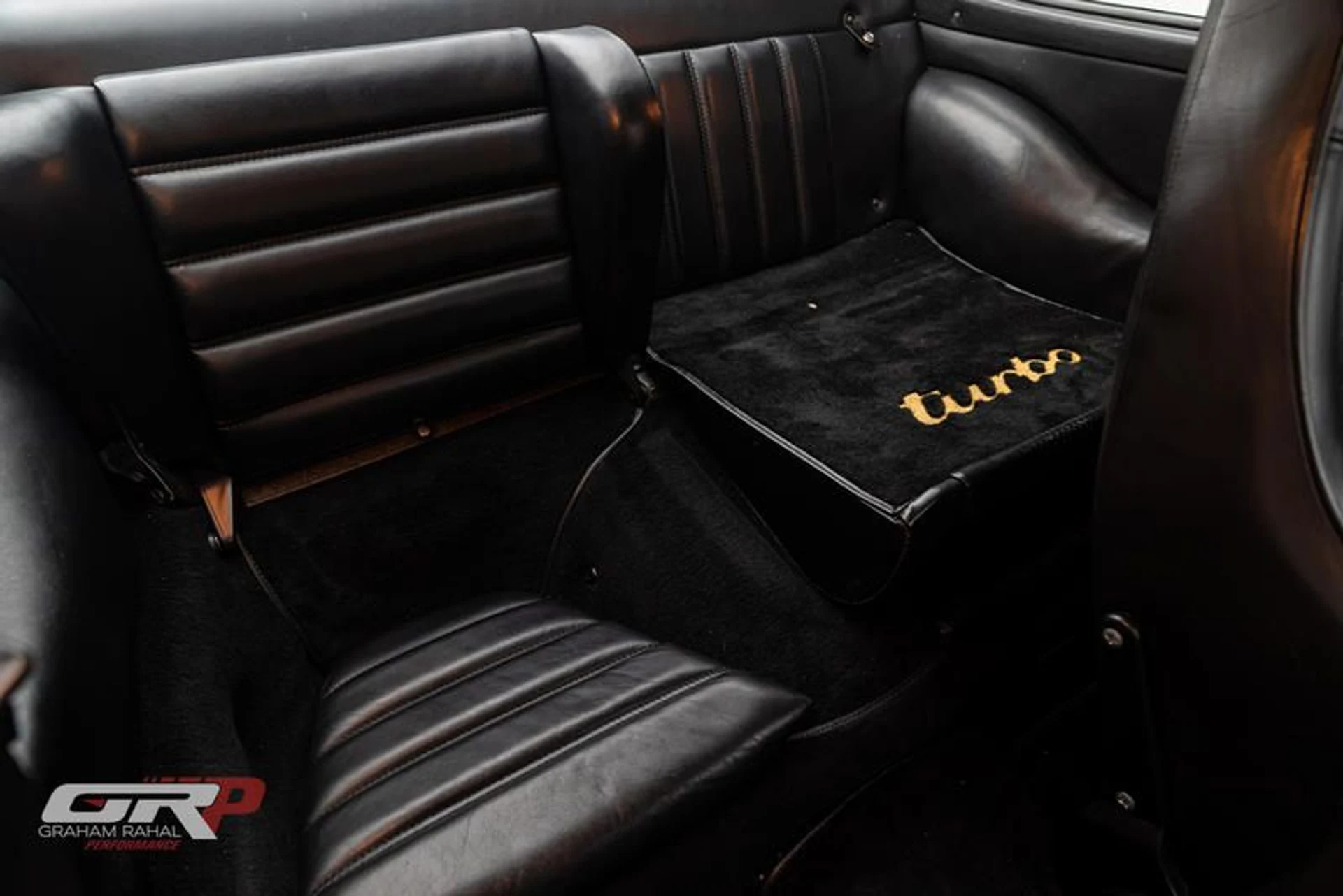 mph072_1922924743_82_CCE_44_F_8044_4_AEF_BA_4_B_E9_E5_D0_D71_F6_B_c95548d7f8