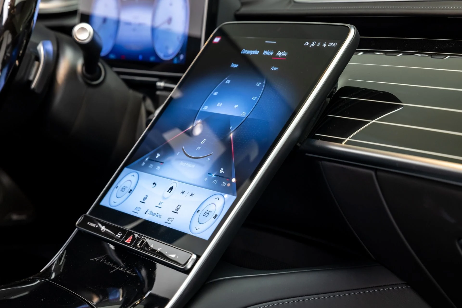 mph072_1951572392_13213_p73_l_7dd949e736