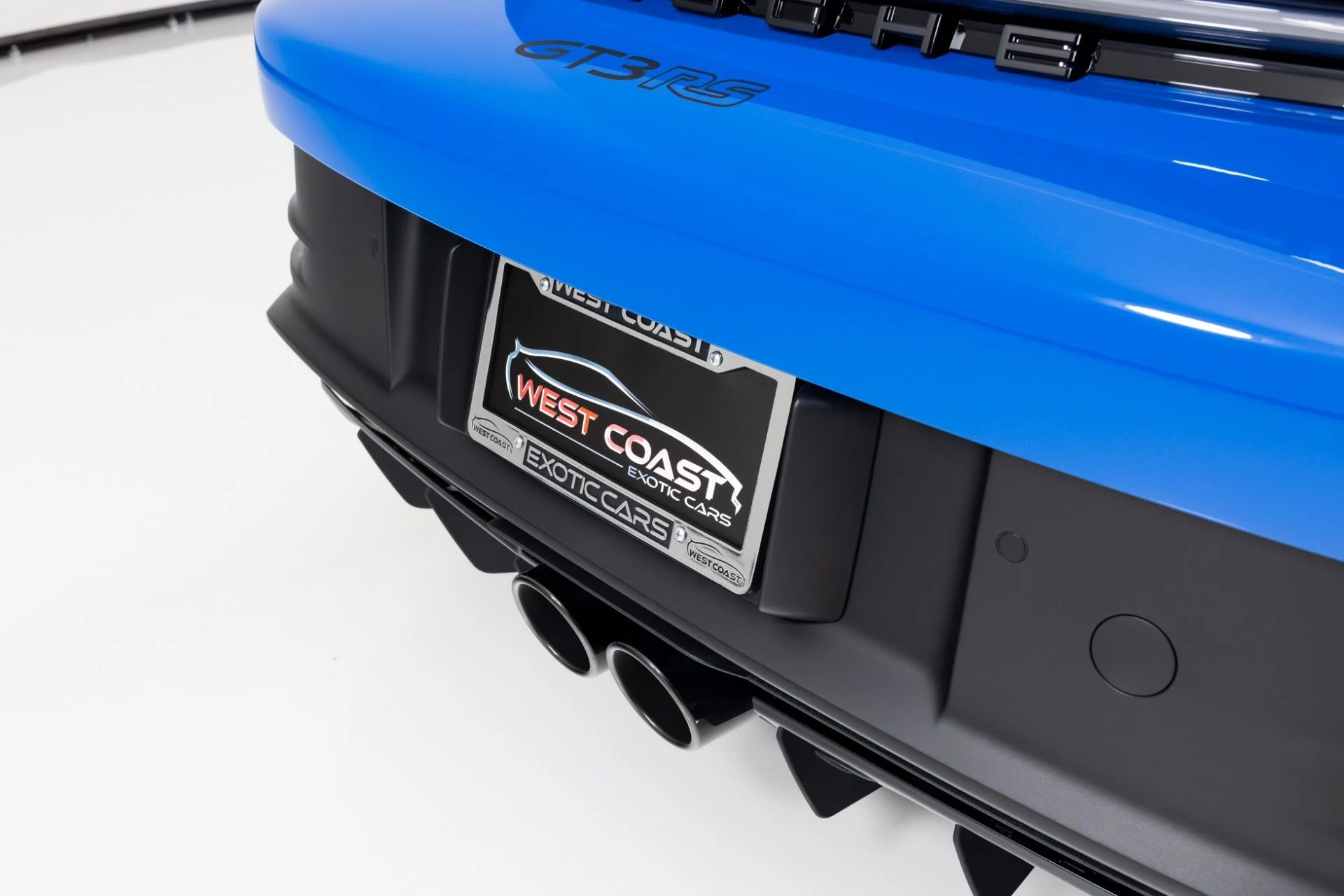 mph072_2047945831_Used_2025_Porsche_911_GT_3_RS_1765482765_36589f3a95