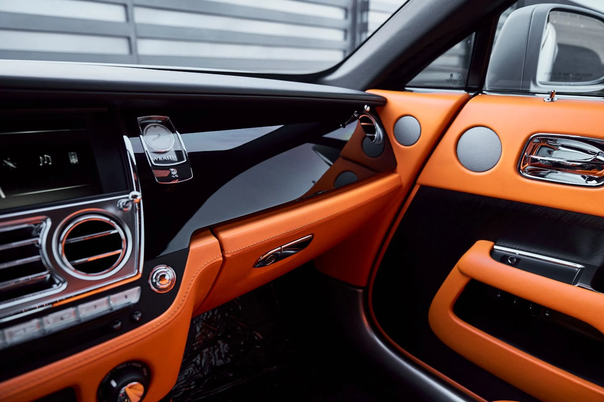 mph072_2079833660_Used_2019_Rolls_Royce_Wraith_Base_1772849728_2bf85bf124