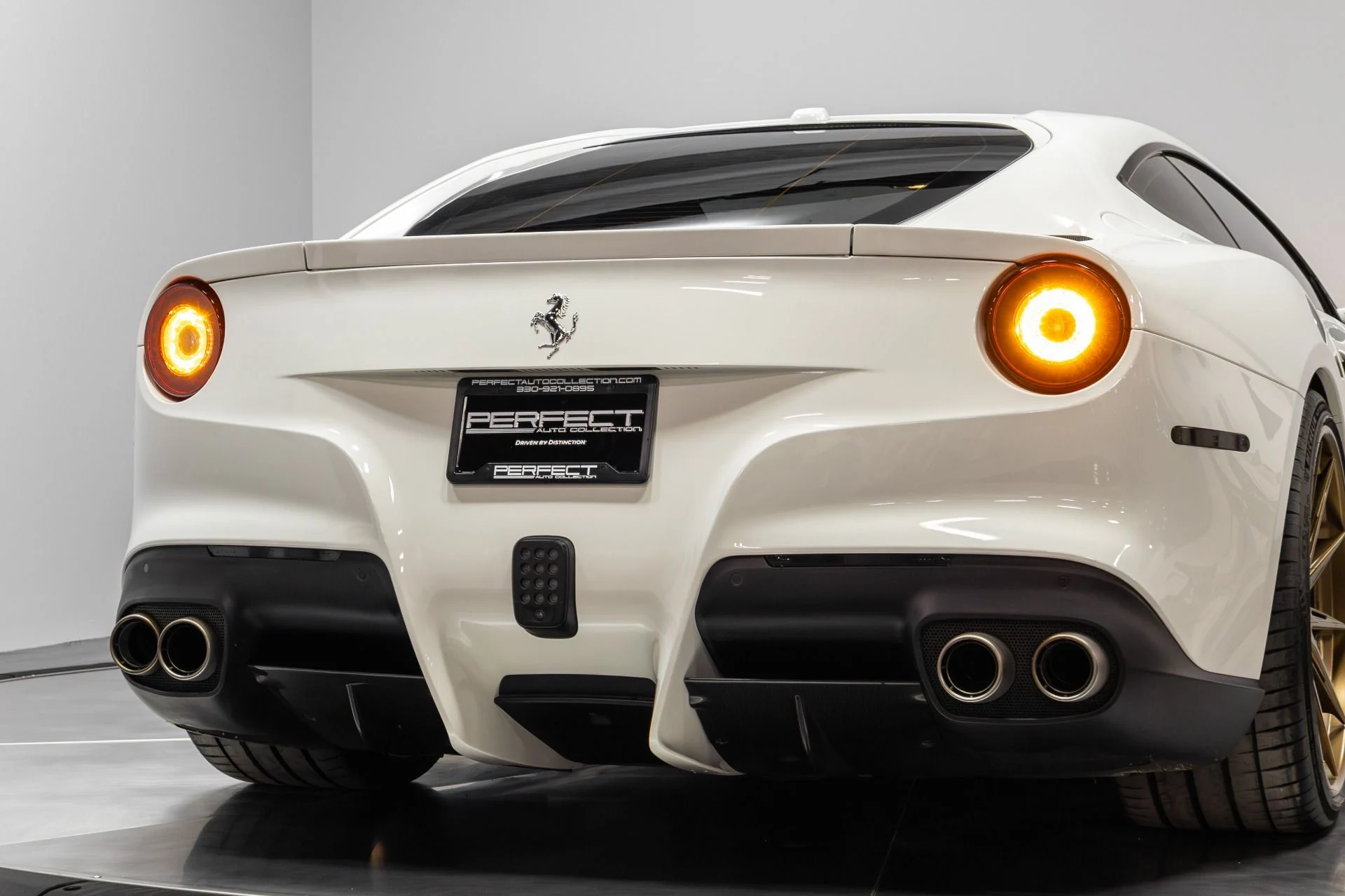 mph072_2295582535_Used_2014_Ferrari_F12_Berlinetta_1768579658_d720714cbb