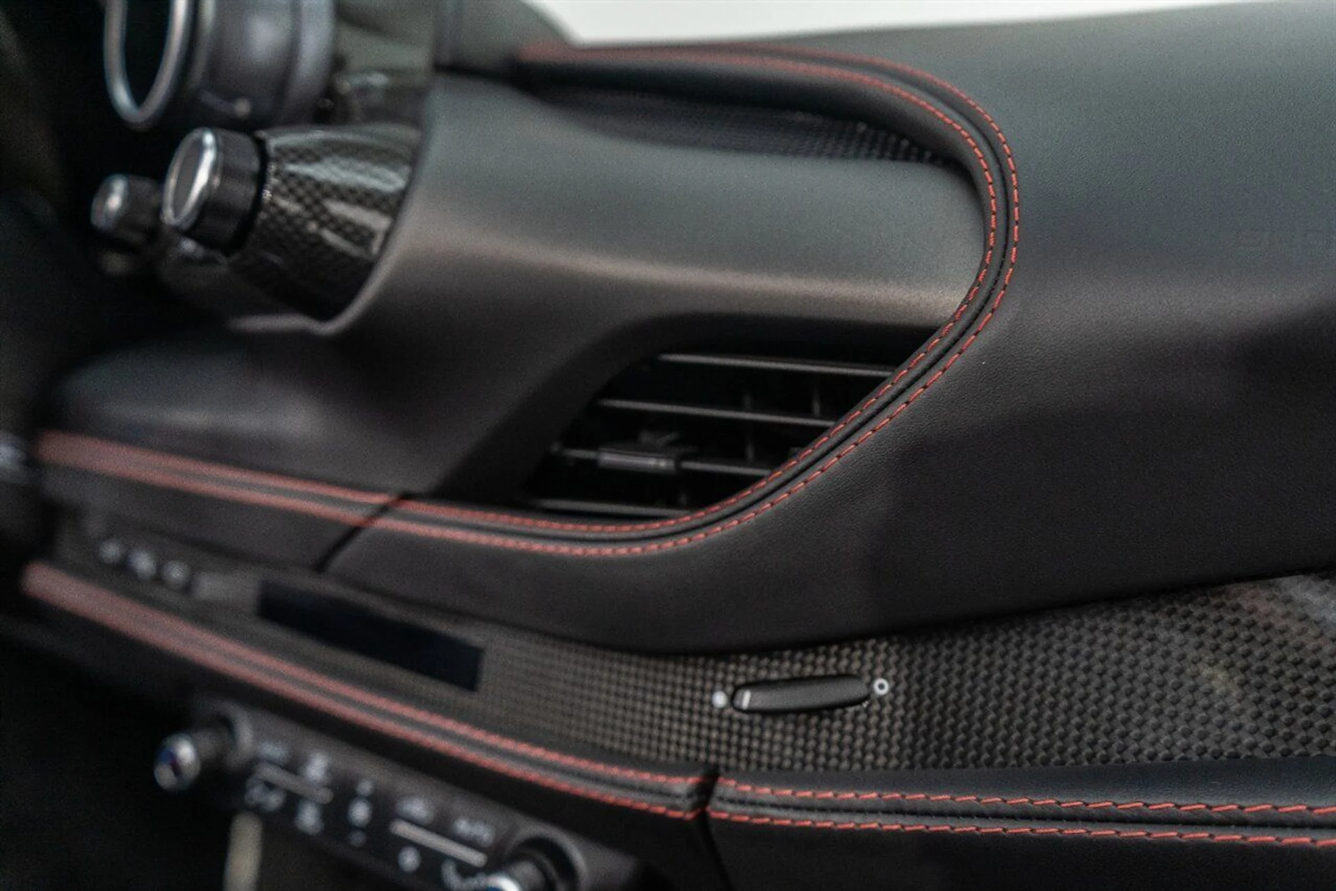 mph072_2437609965_ba37d58963_1280_d301f1e36c