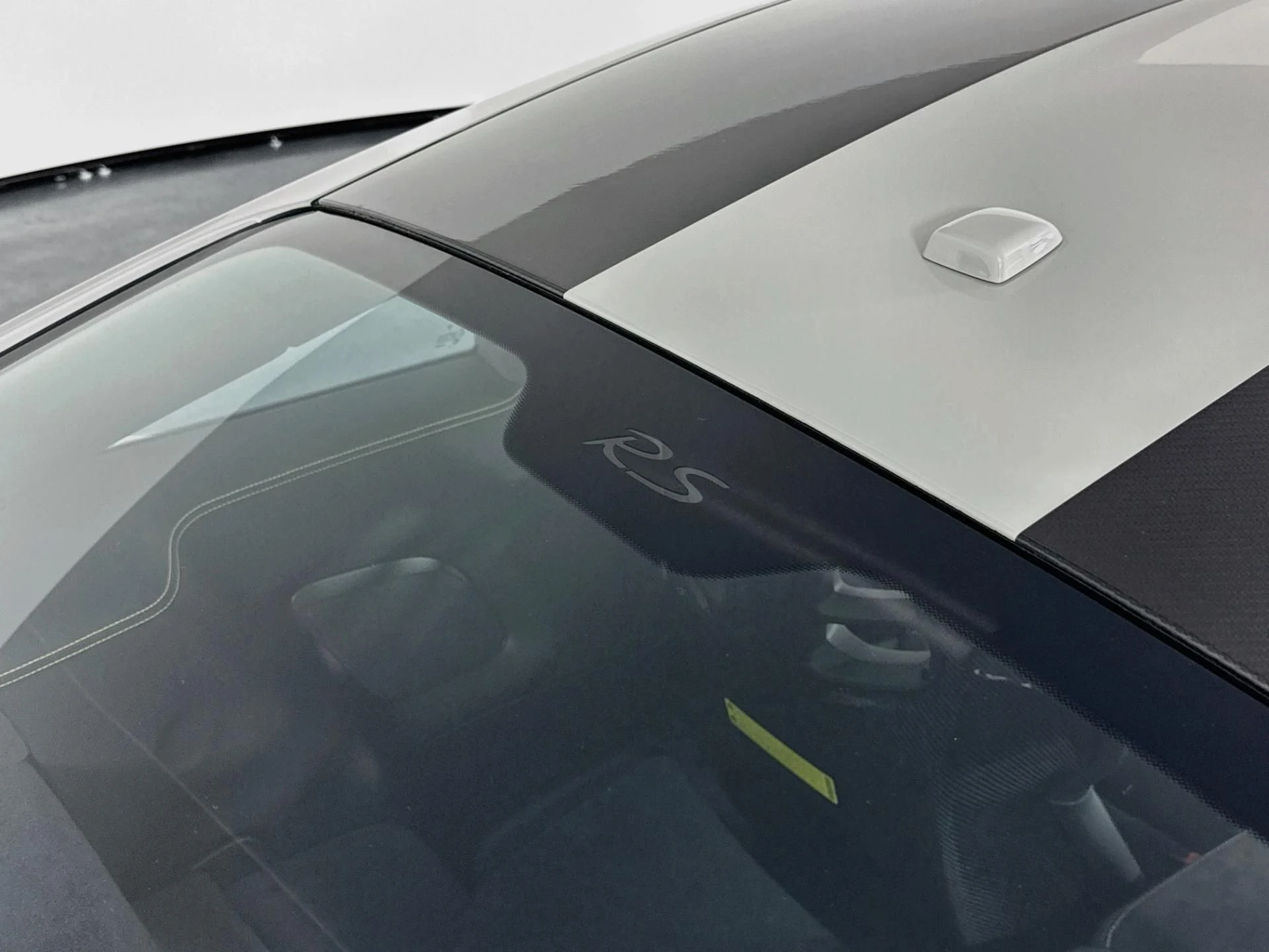 mph072_249384077_Used_2018_Porsche_911_GT_2_RS_1790873202_a314d0413f