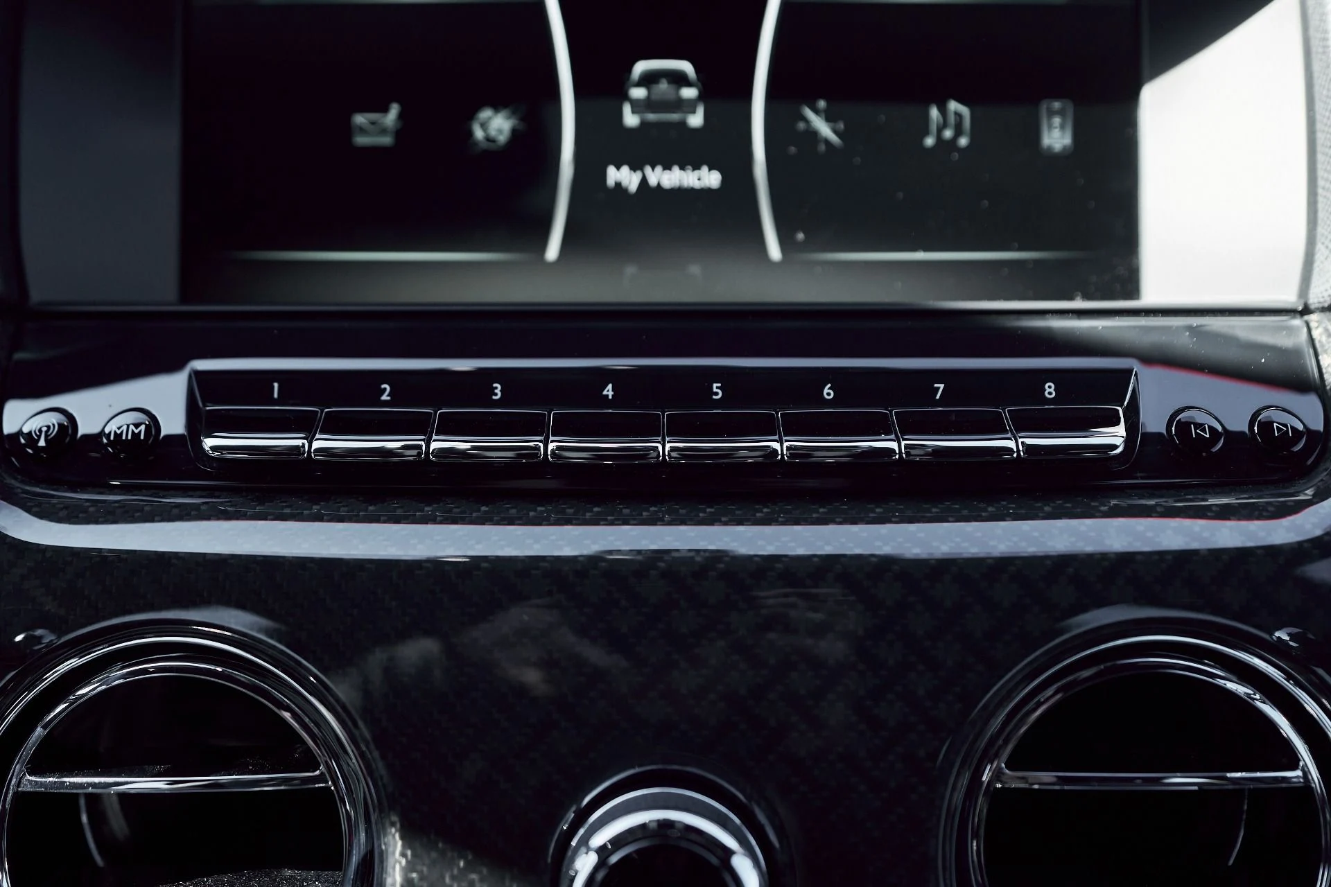 mph072_257757832_Used_2022_Rolls_Royce_Cullinan_Black_Badge_1764038835_0e9477bcea