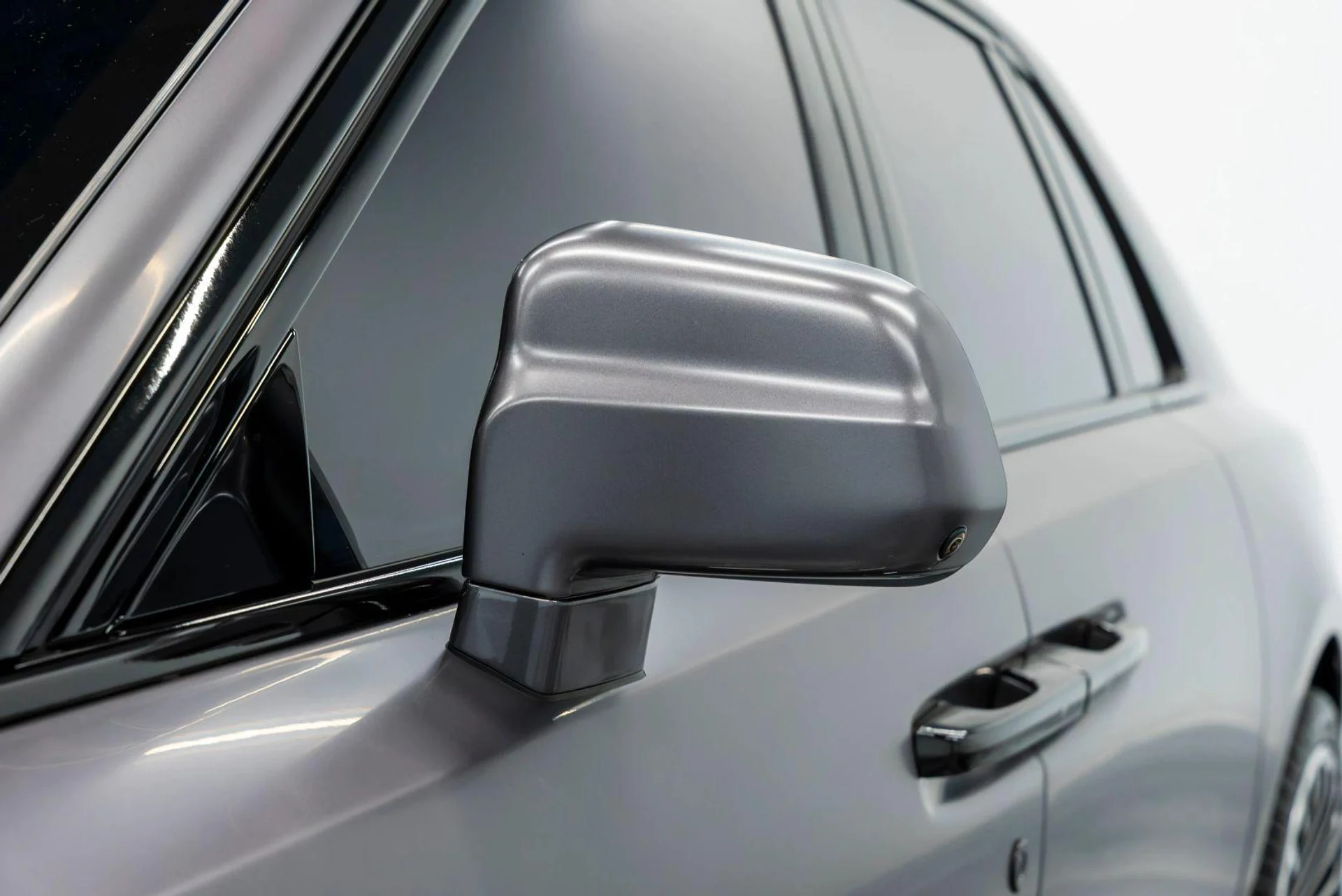 mph072_2634035710_Used_2022_Rolls_Royce_Ghost_Sedan_4_D_1783500977_520804940b