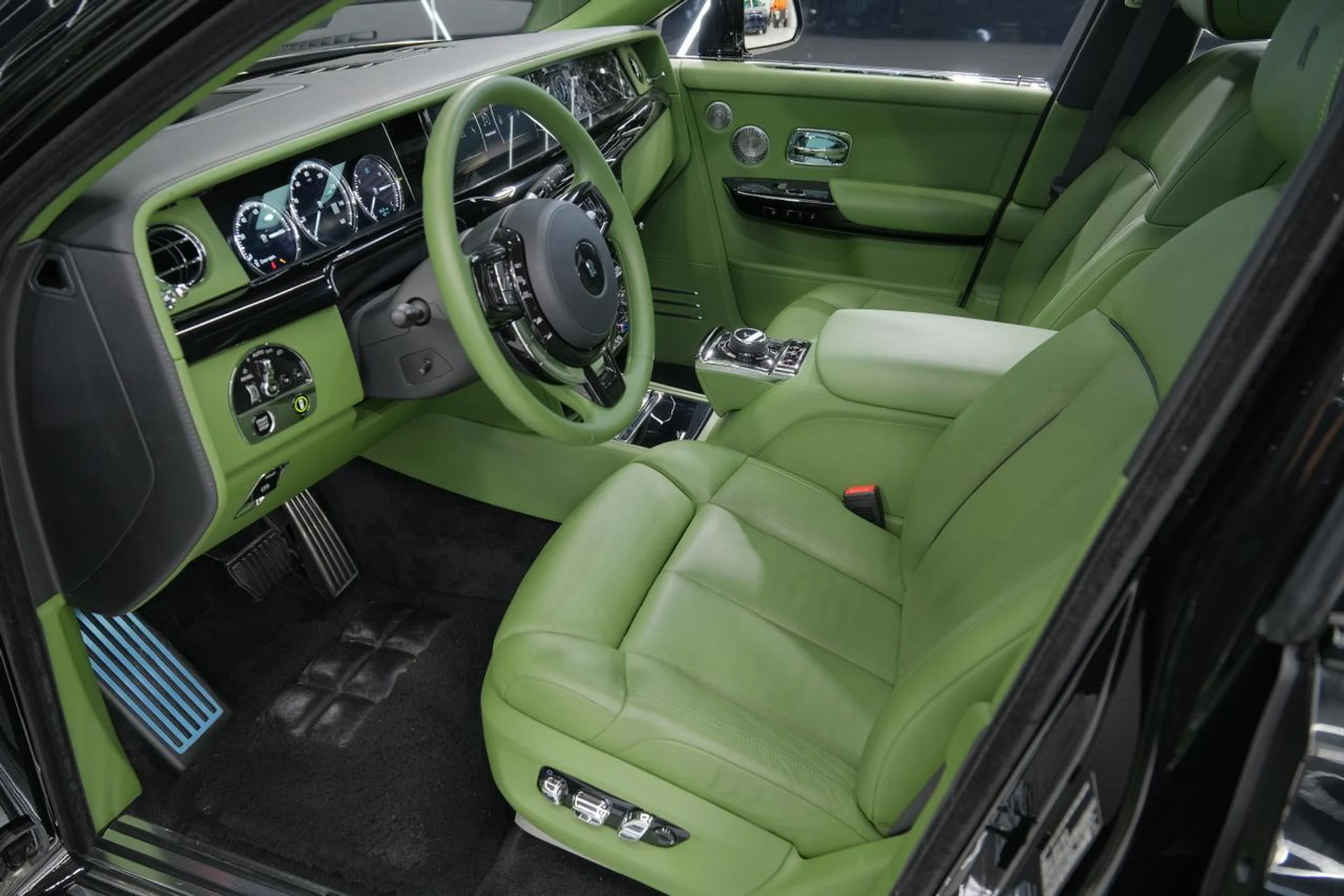 mph072_2677979427_7fa1374f584721b4ed4a7b2b7691be1b_52d058303e