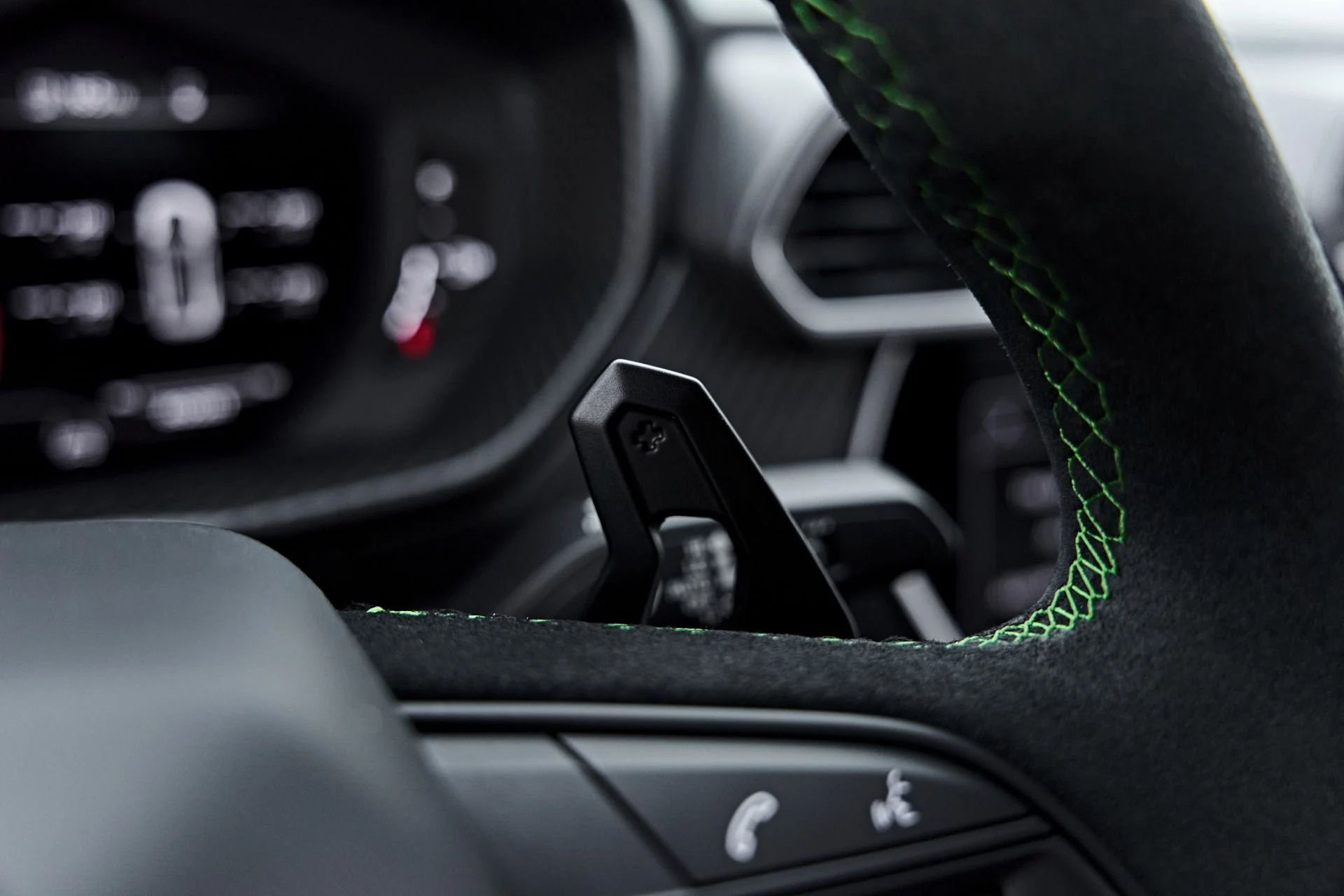 mph072_2712055267_Used_2023_Lamborghini_Urus_Performante_1790376371_161a91df27