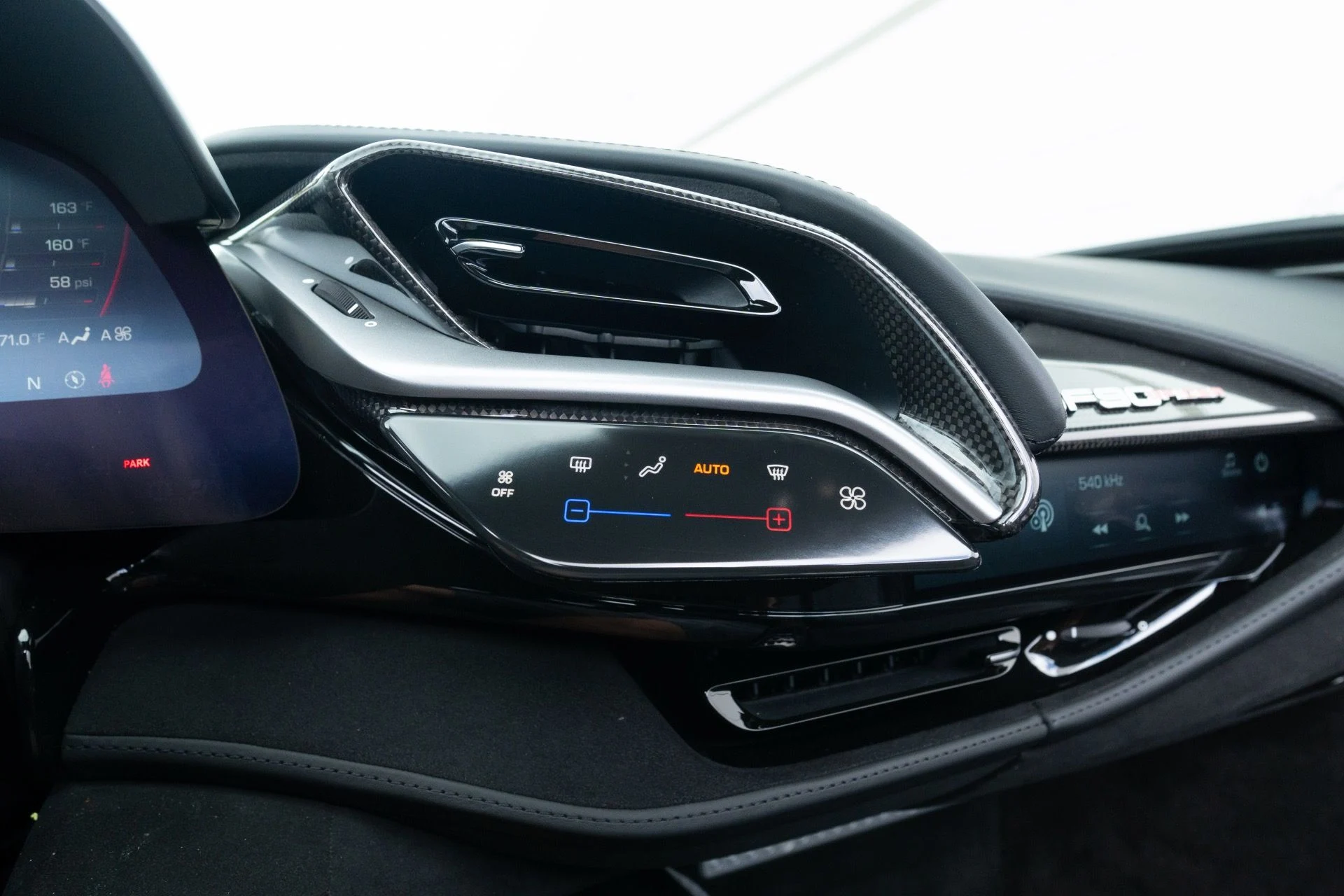 mph072_2769239420_Used_2022_Ferrari_SF_90_Spider_1775626389_0e42ada7ed