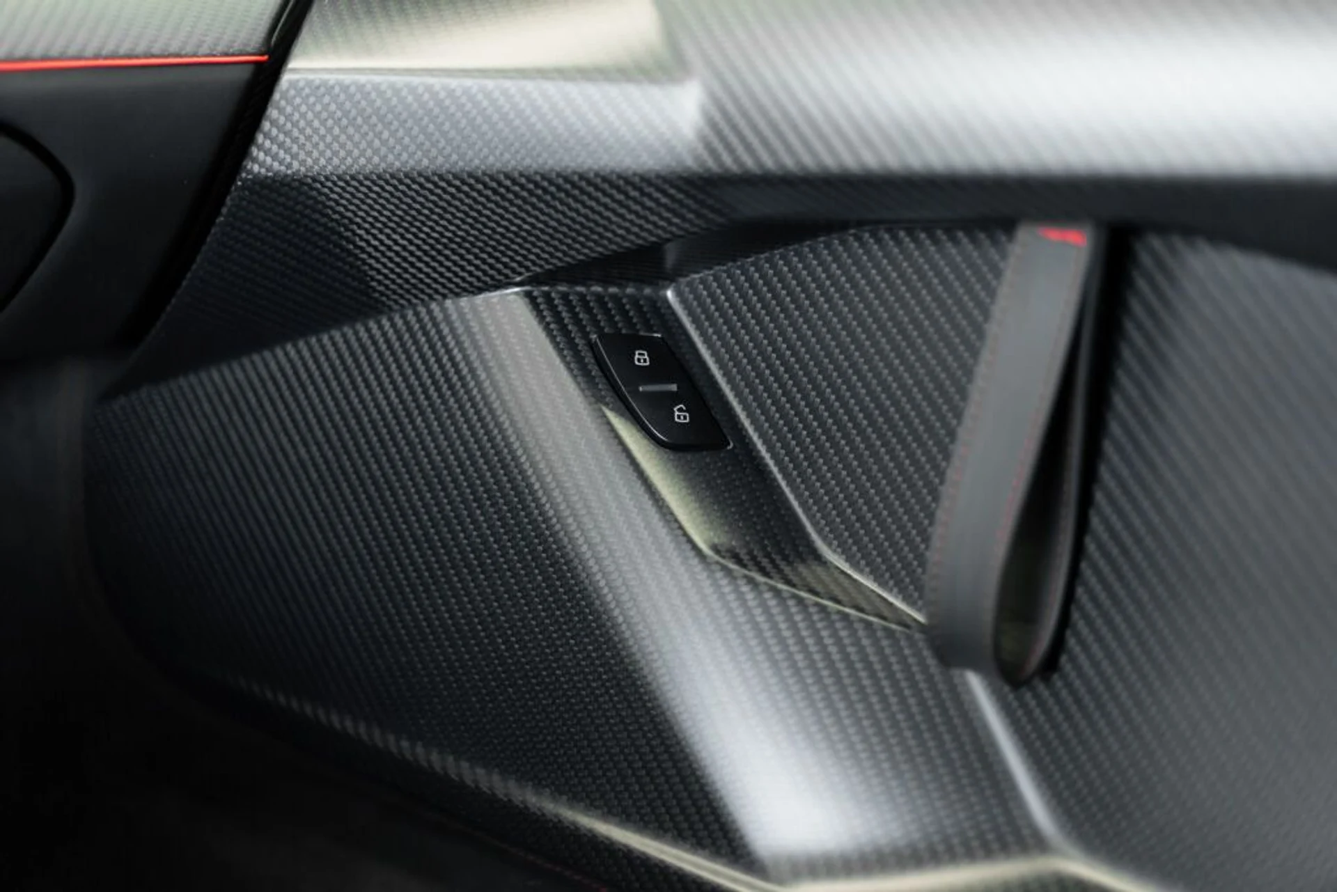 mph072_2837002473_lamborghini_veneno_2014_jpg_v_1779988126_4a5be0f878