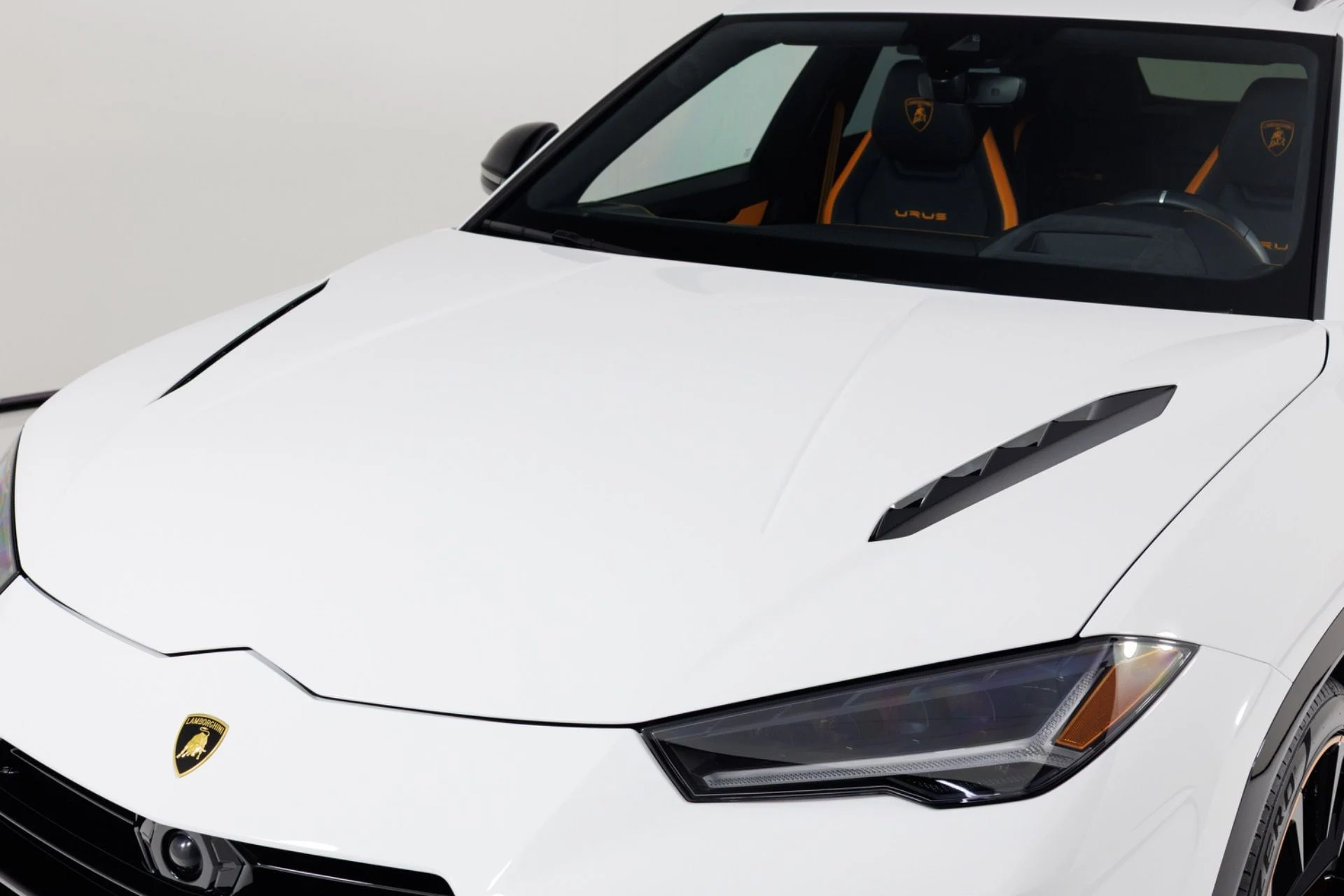 mph072_3086119097_Used_2024_Lamborghini_Urus_S_1775674860_718da1cfa6