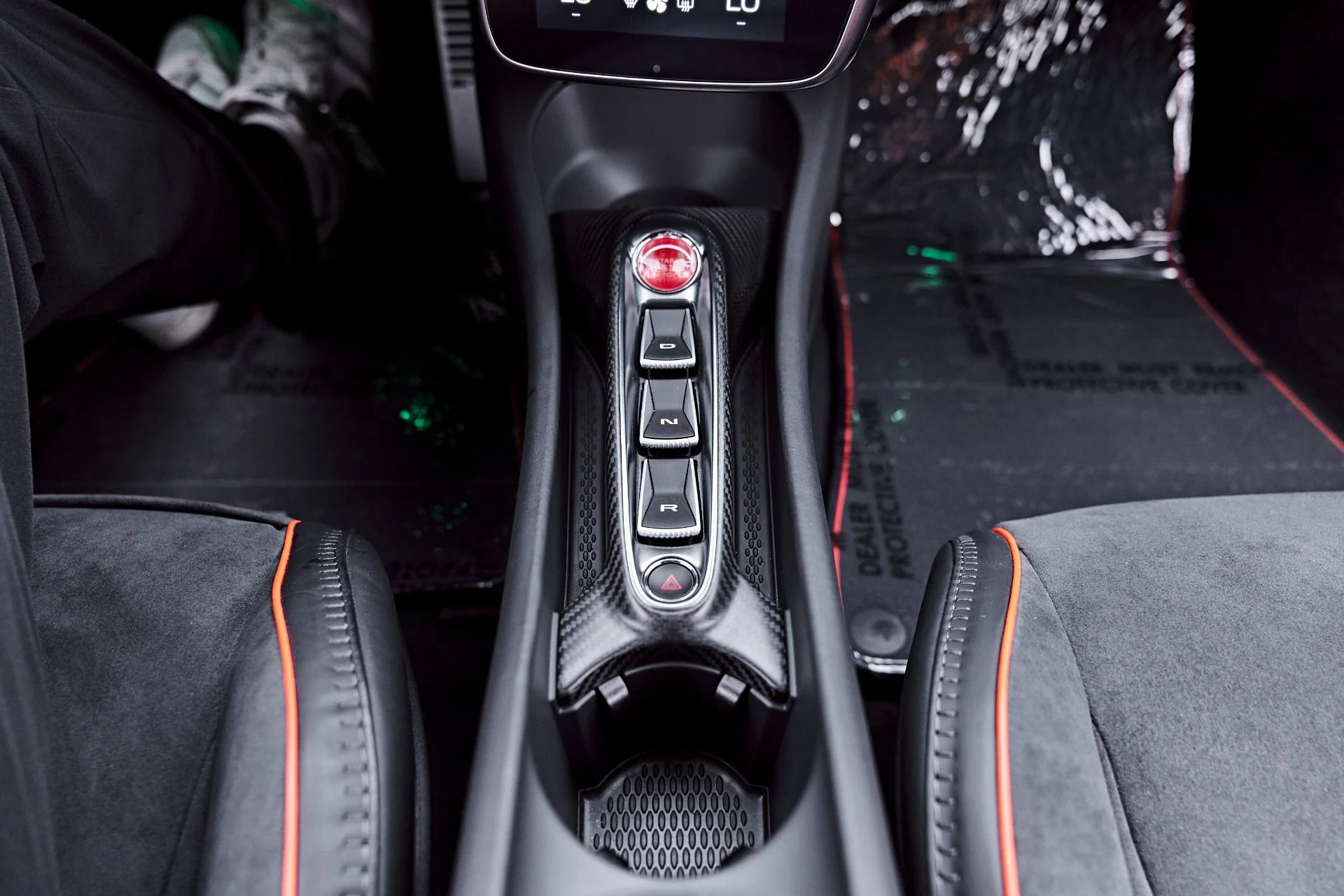 mph072_3244369331_Used_2023_Mc_Laren_Artura_1782871308_a864f189f4
