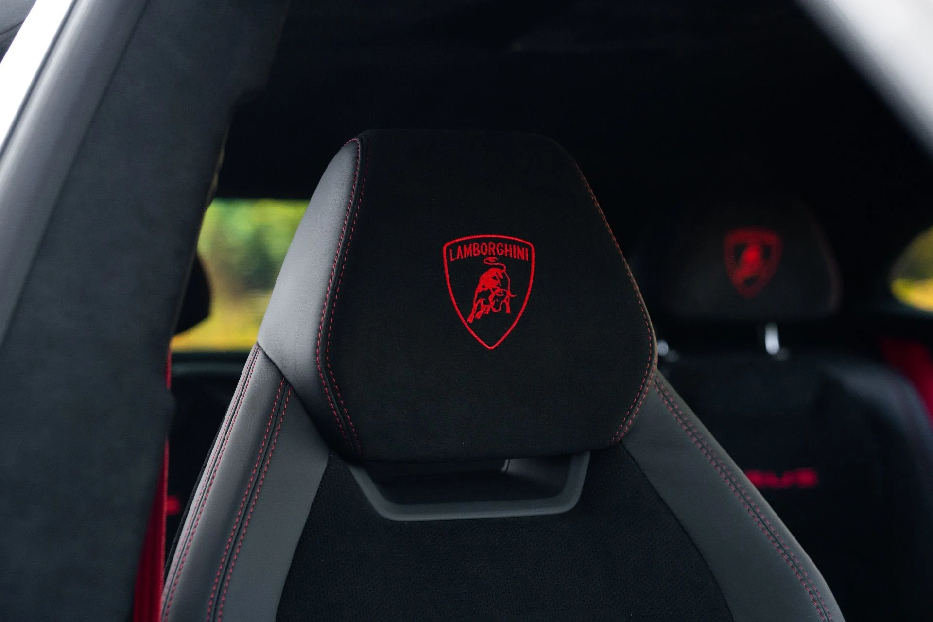 mph072_3260366154_Used_2024_Lamborghini_Urus_Performante_1770940170_5ffcf2558d