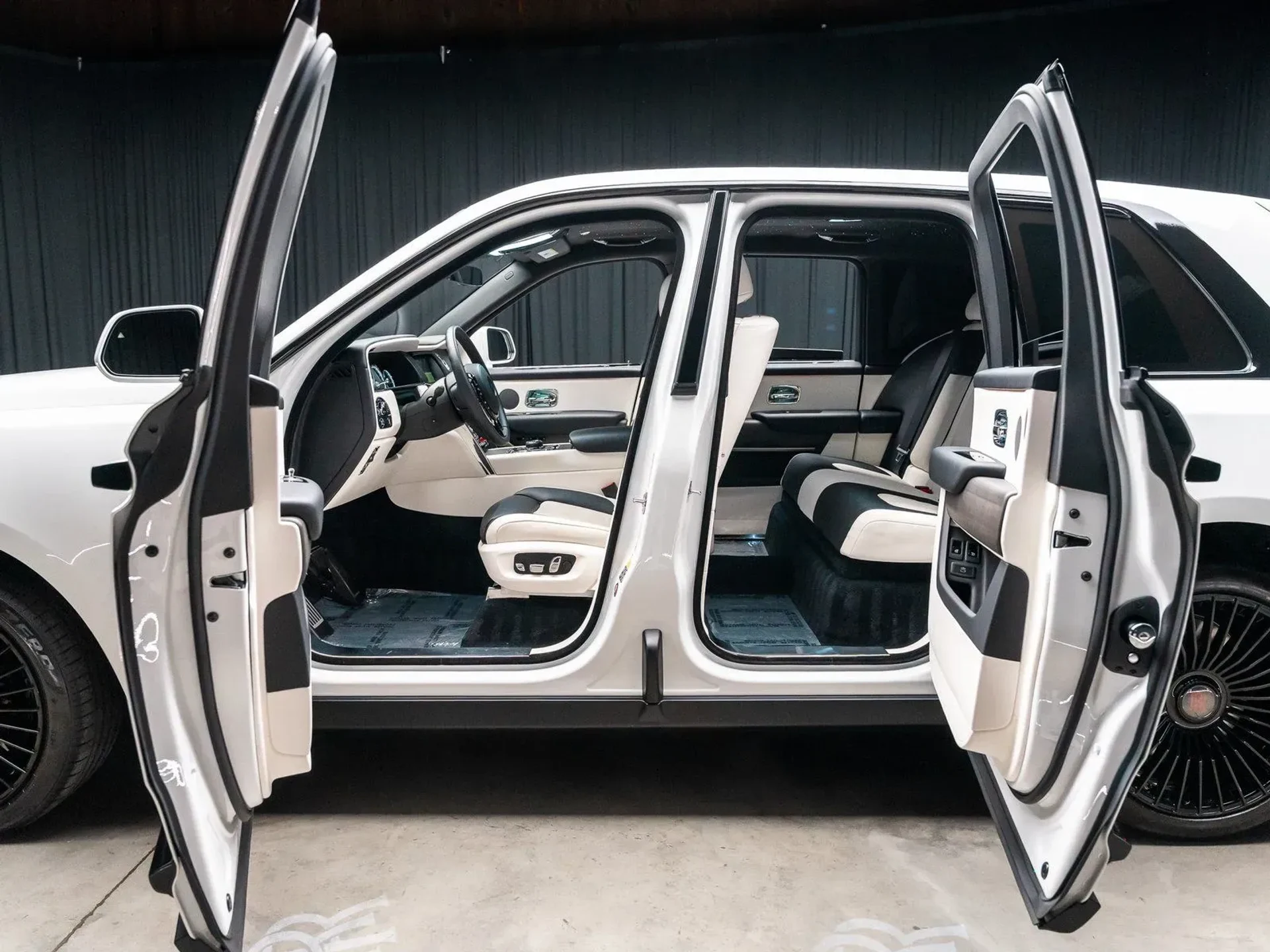 mph072_3285402032_674621ab_8279_46fd_8643_19d0cd423462_1b530d841b