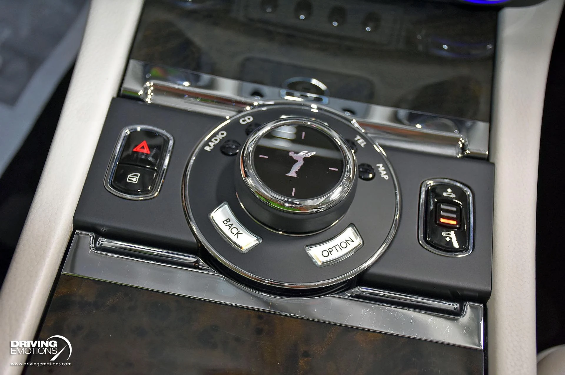 mph072_3396702830_872_p73_l_e1c29c4288