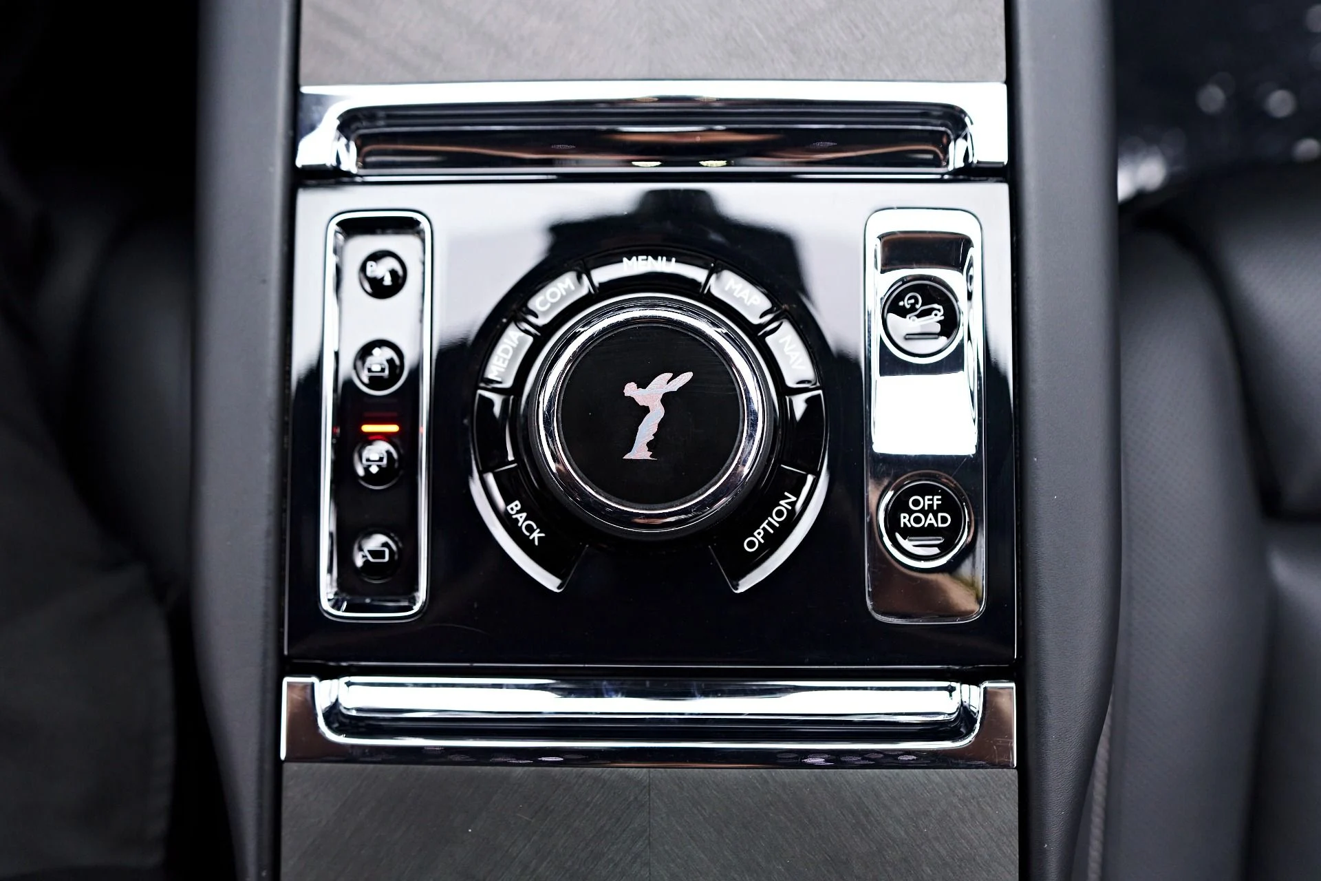 mph072_3416953512_Used_2023_Rolls_Royce_Cullinan_Base_1756252121_a8d74a9bd7