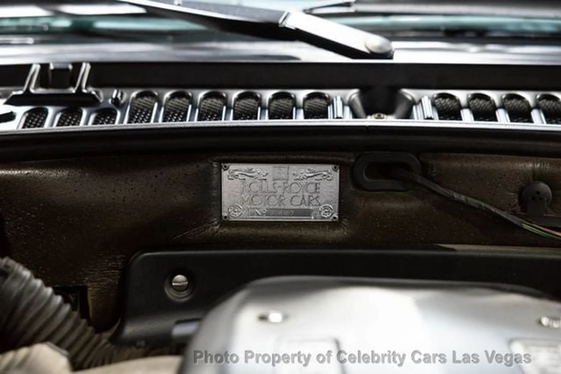 mph072_3455951118_used_2002_rolls_royce_silver_seraph_lastofline1of120forus170totalworldwide_9707_23079302_77_640_48682ac582