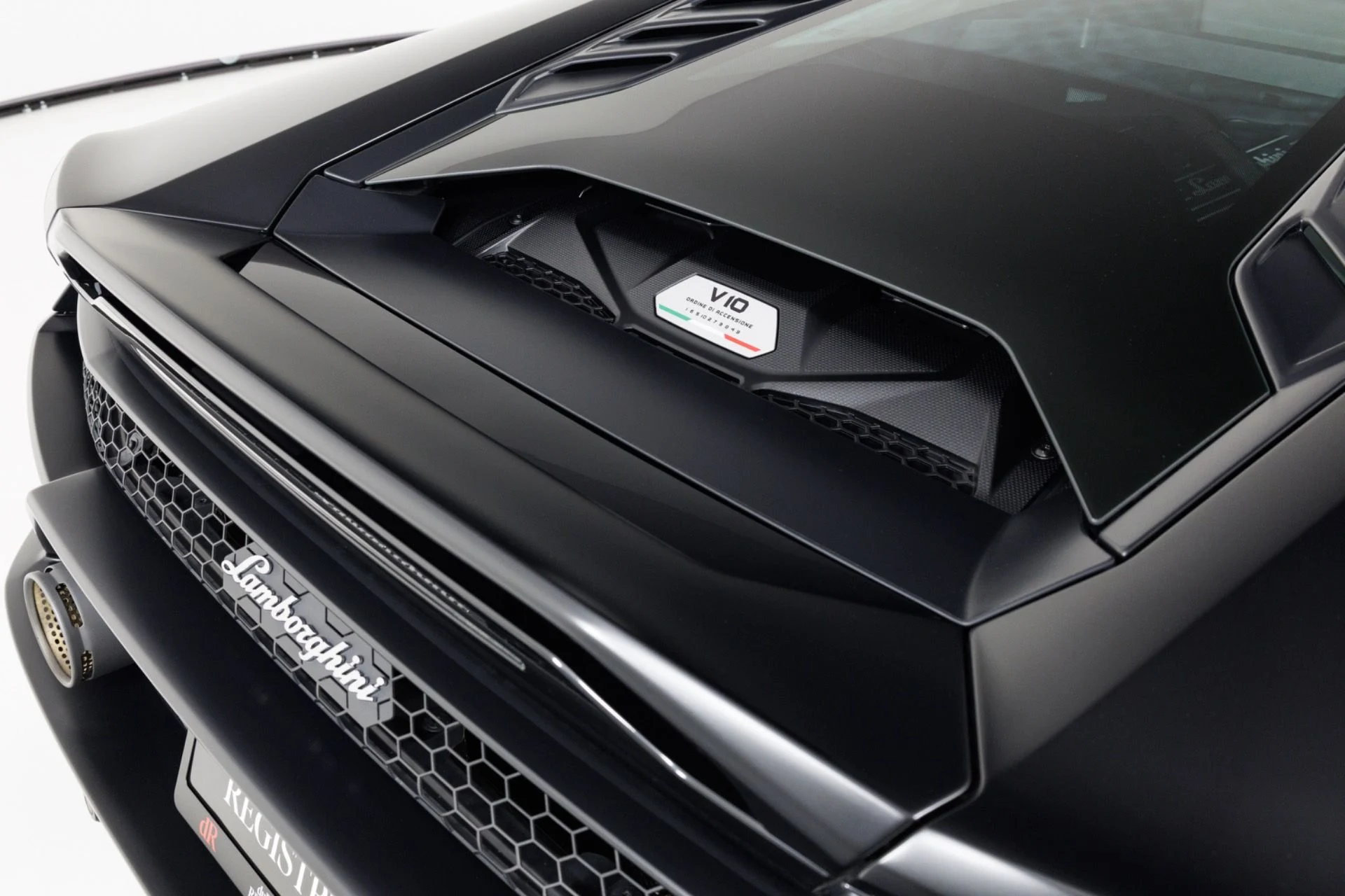 mph072_348084588_Used_2023_Lamborghini_Huracan_EVO_1790005643_c5b4e08fbd