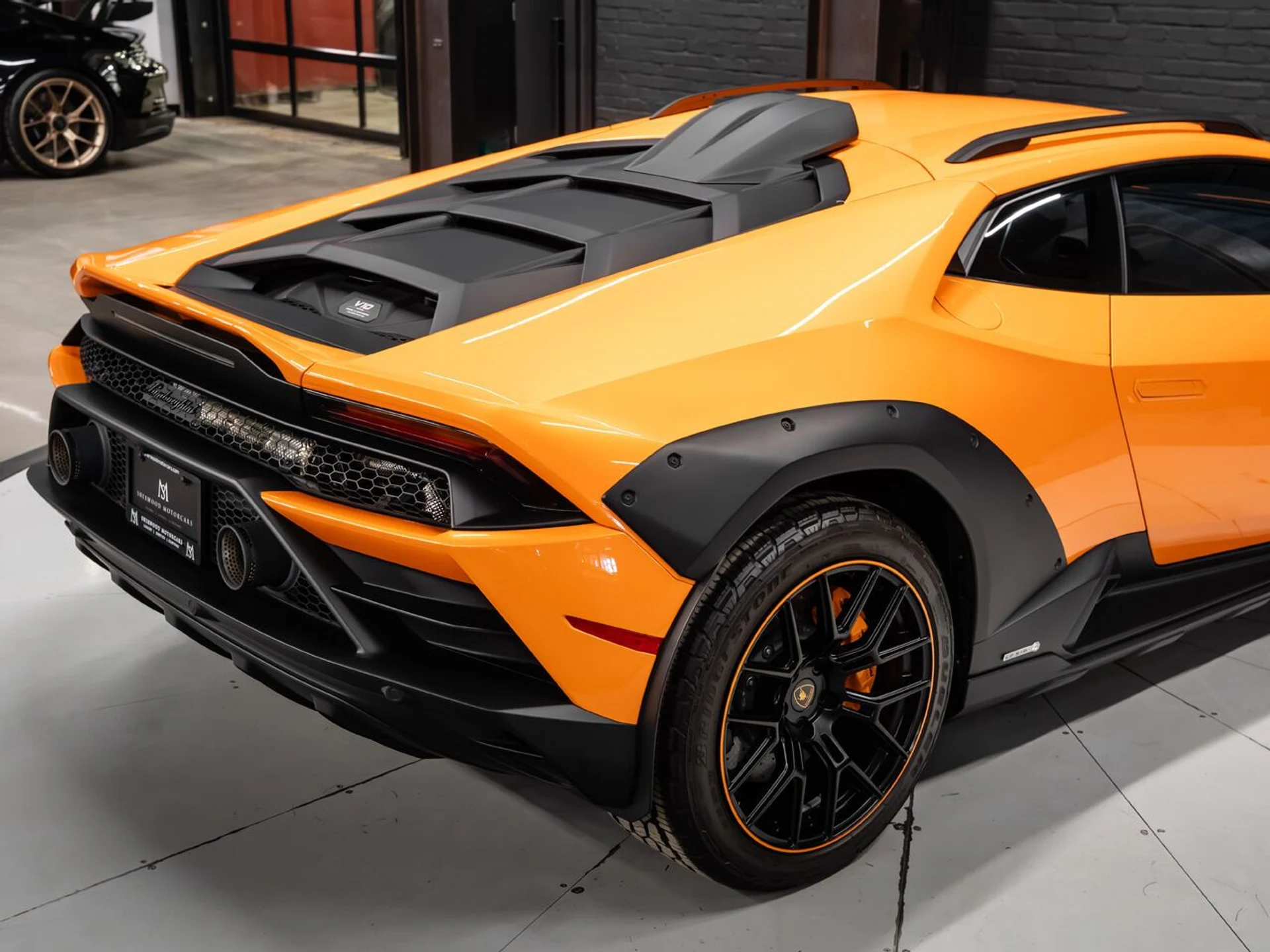 mph072_3494336052_lamborghini_huracan_2023_3400ad0dfa