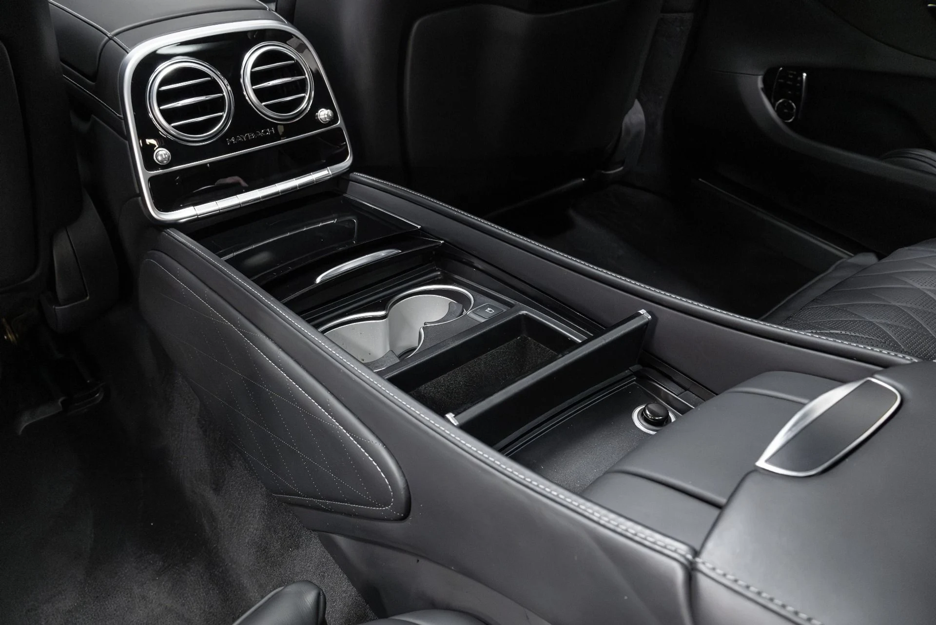 mph072_3614434936_Used_2019_Mercedes_Benz_S_Class_Maybach_S_650_1763220907_bd505e6a09