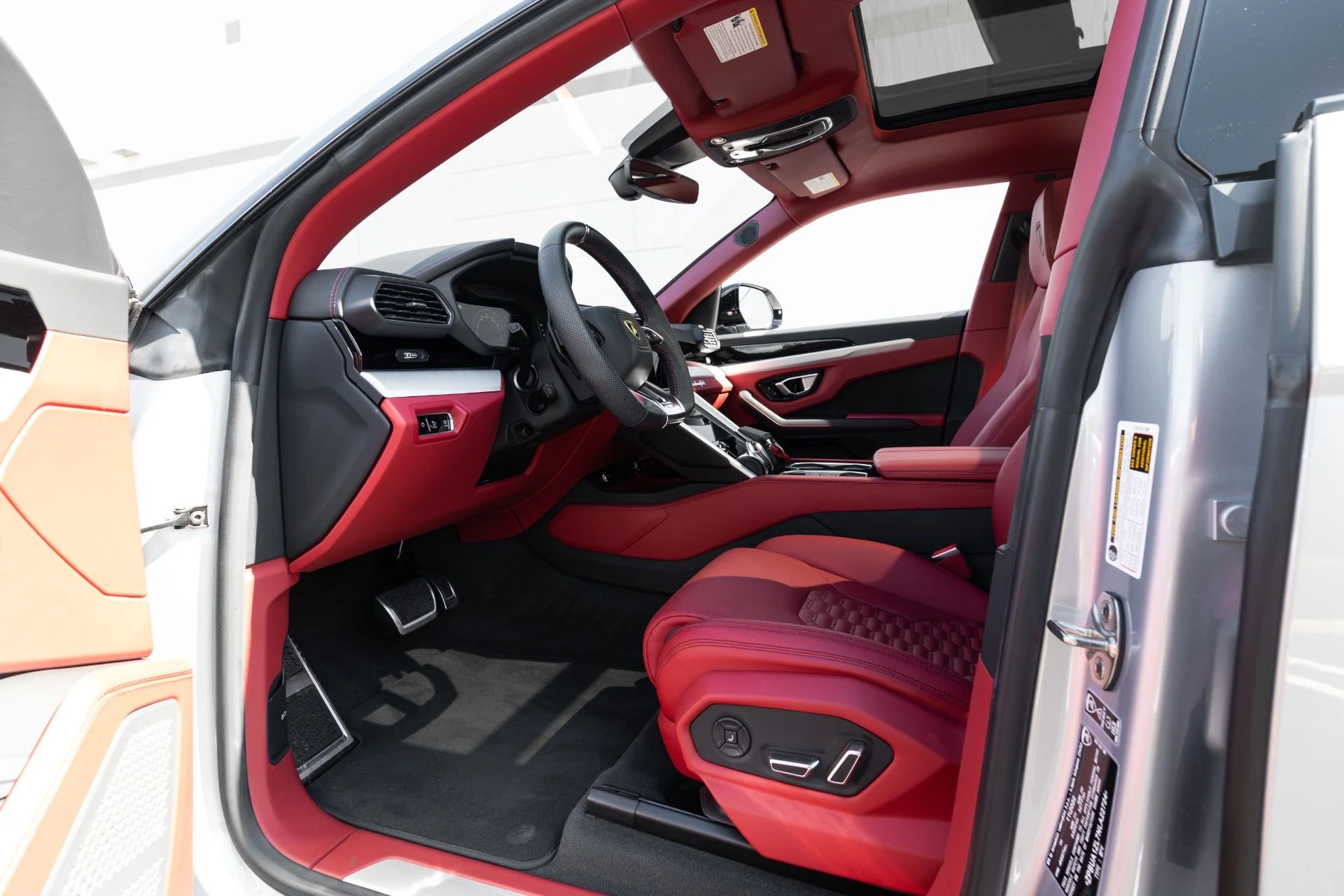 mph072_3622772825_Used_2022_Lamborghini_Urus_1770690392_b245c18efa