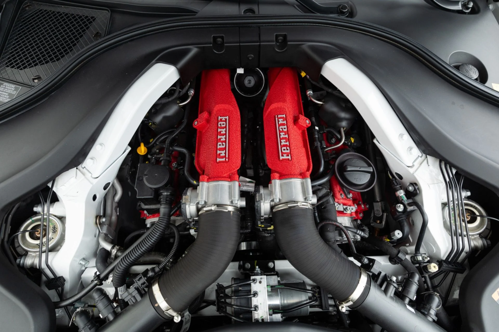 mph072_3626400508_Used_2023_Ferrari_Portofino_M_1775657761_c558f0e342