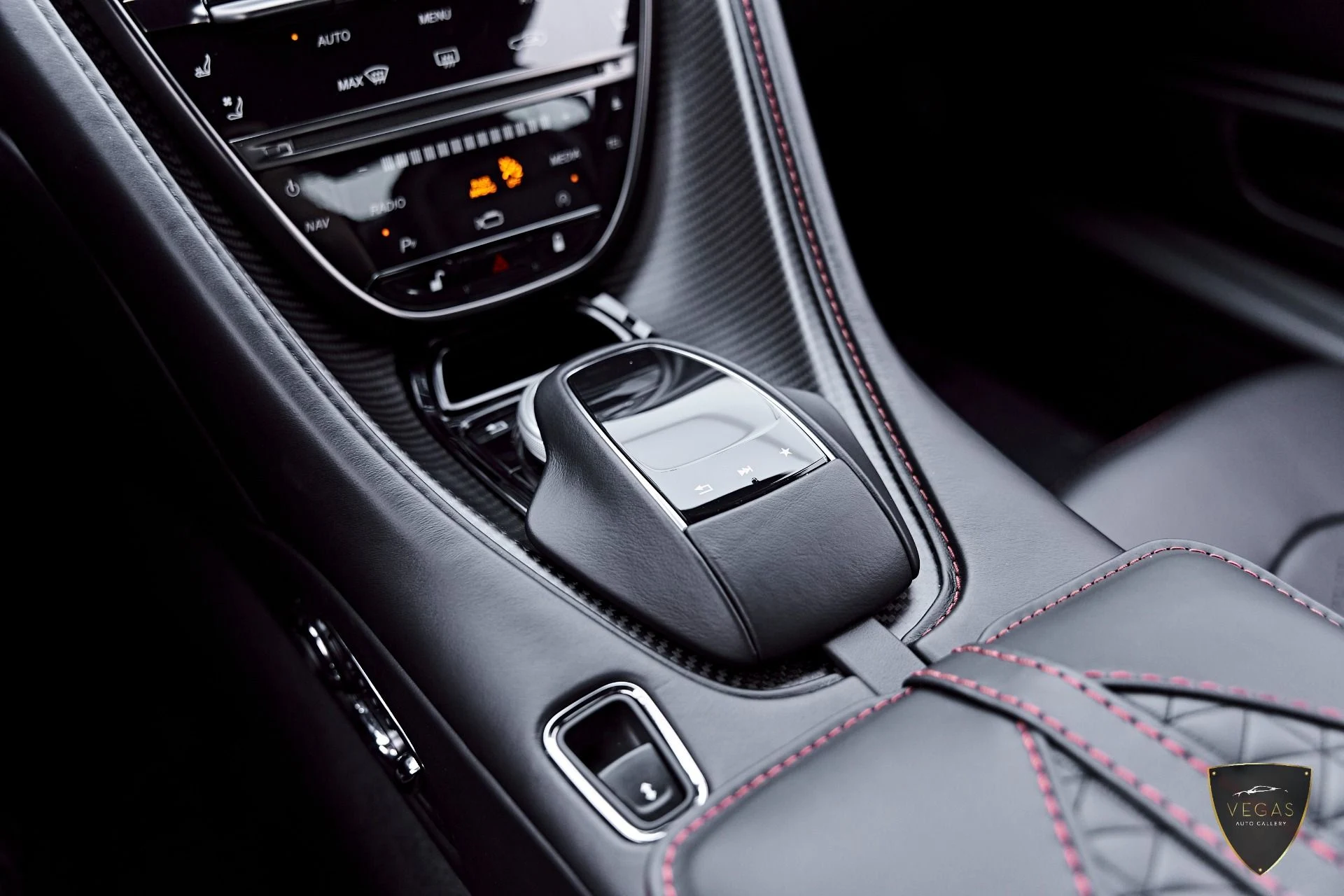 mph072_3630273889_Used_2021_Aston_Martin_DBS_Superleggera_1785181610_e359dd36f1