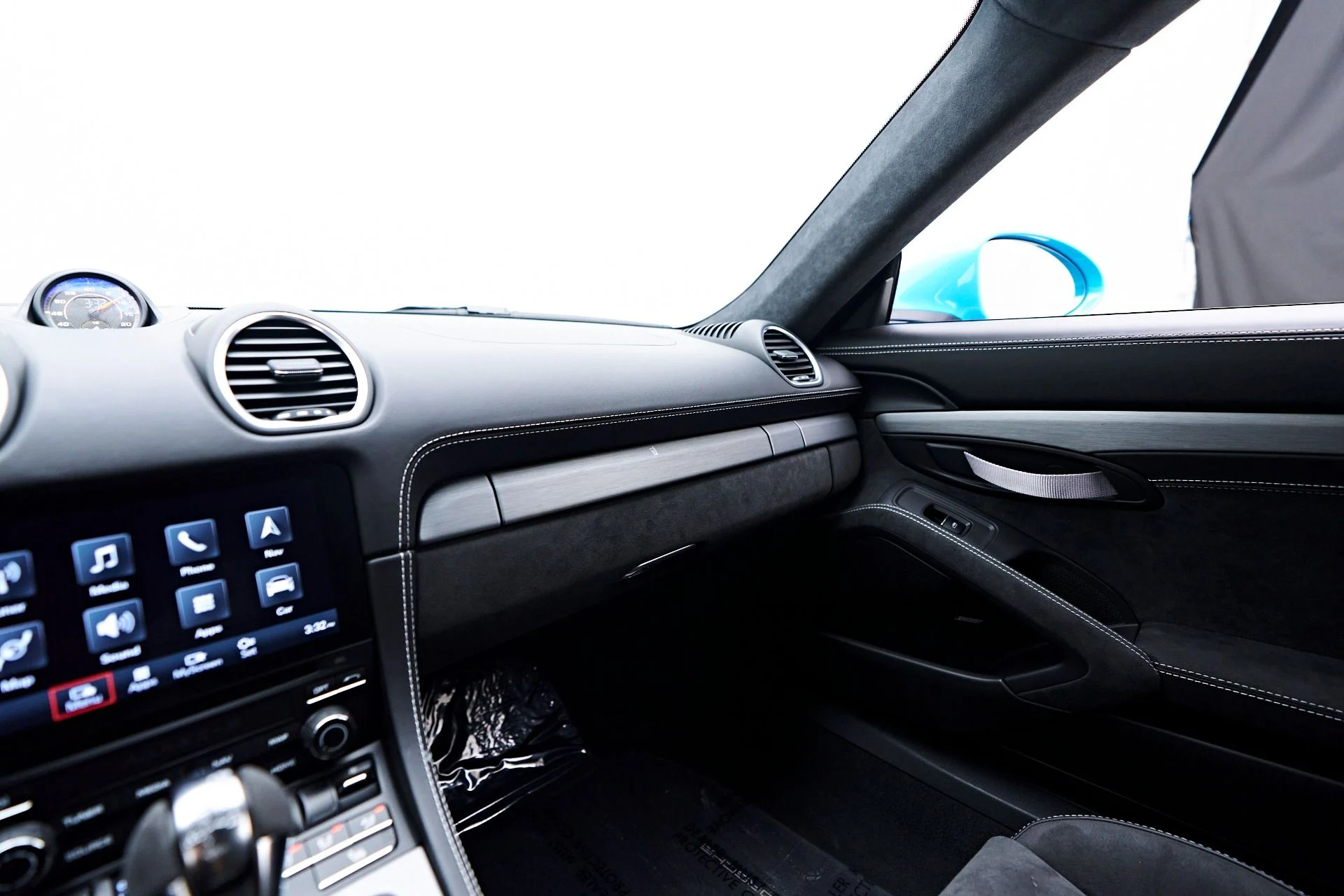 mph072_3721913362_Used_2021_Porsche_718_Cayman_GT_4_1753215060_318c5ea3bb