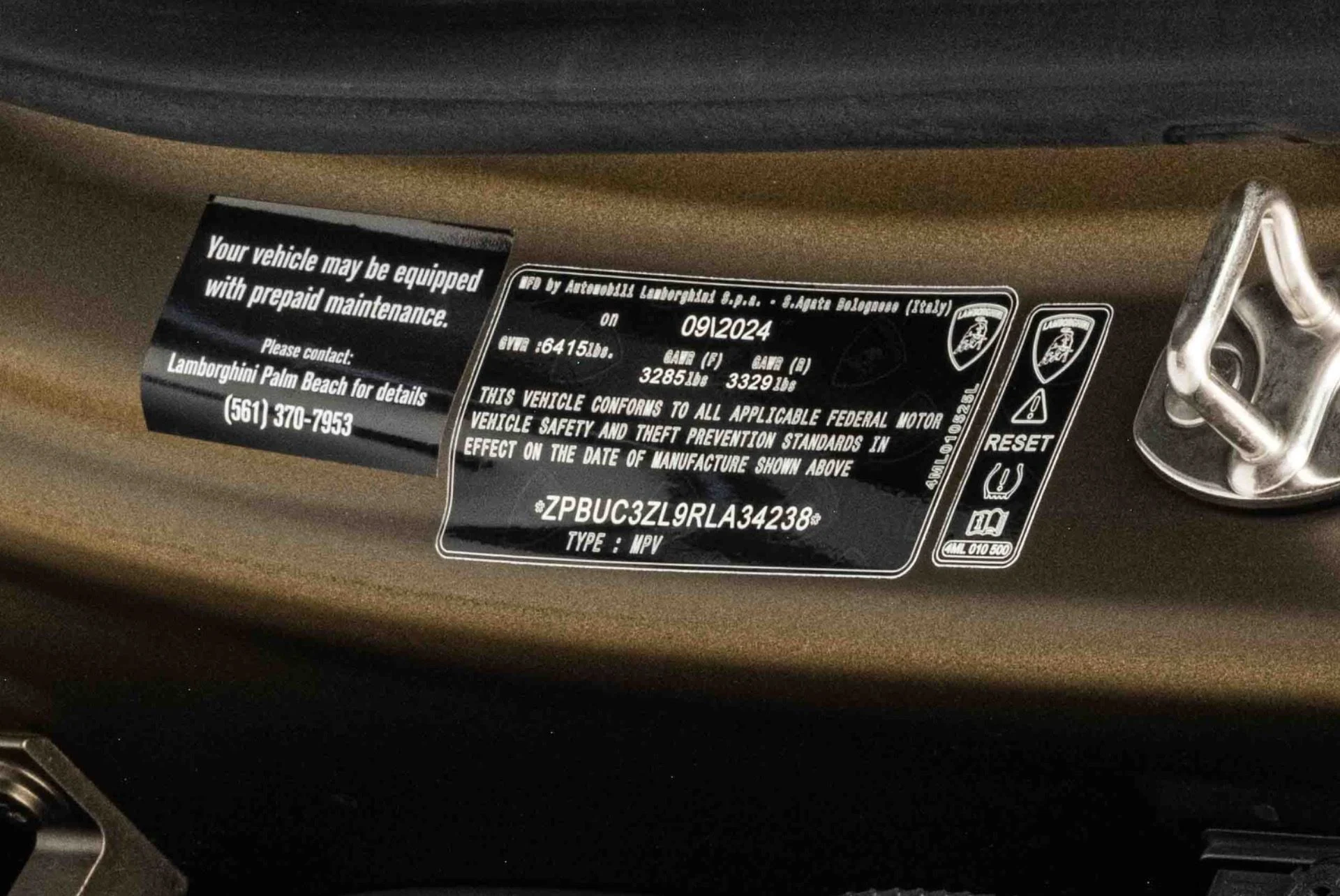 mph072_3780671384_Used_2024_Lamborghini_Urus_Performante_1774028967_490724e040